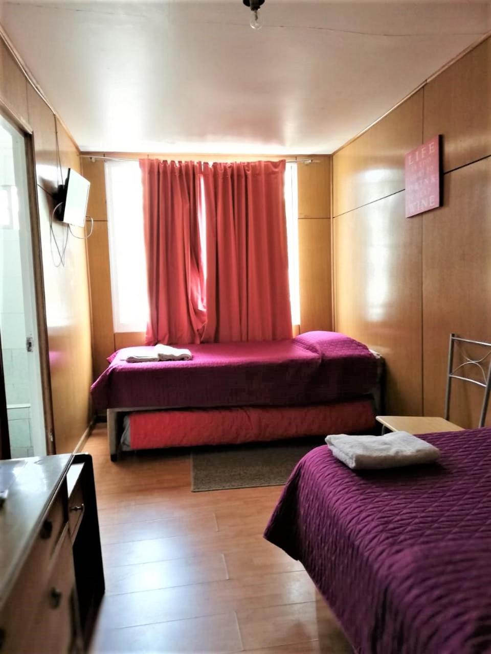 Hostal Caleta Abarca