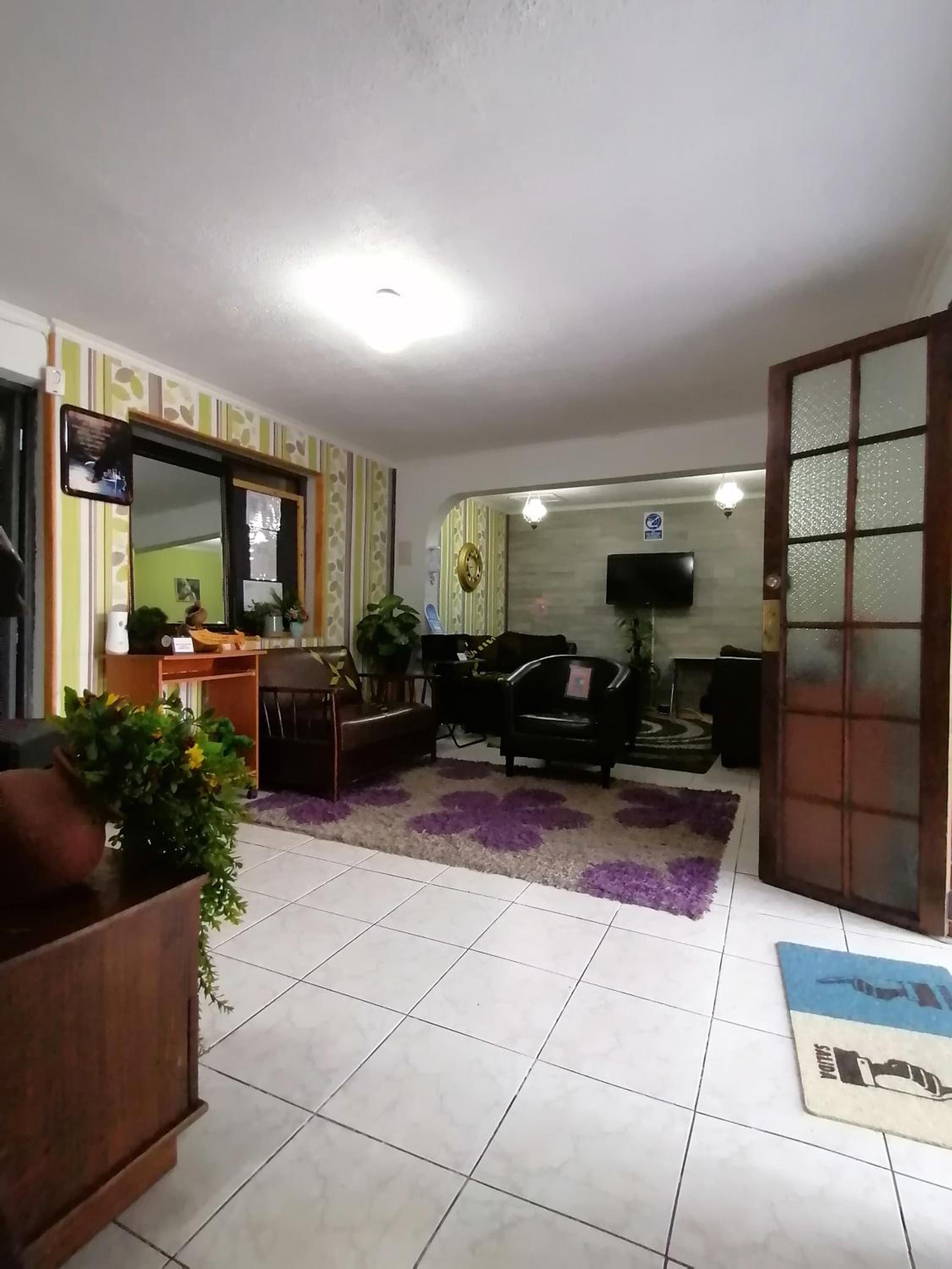 Hostal Caleta Abarca
