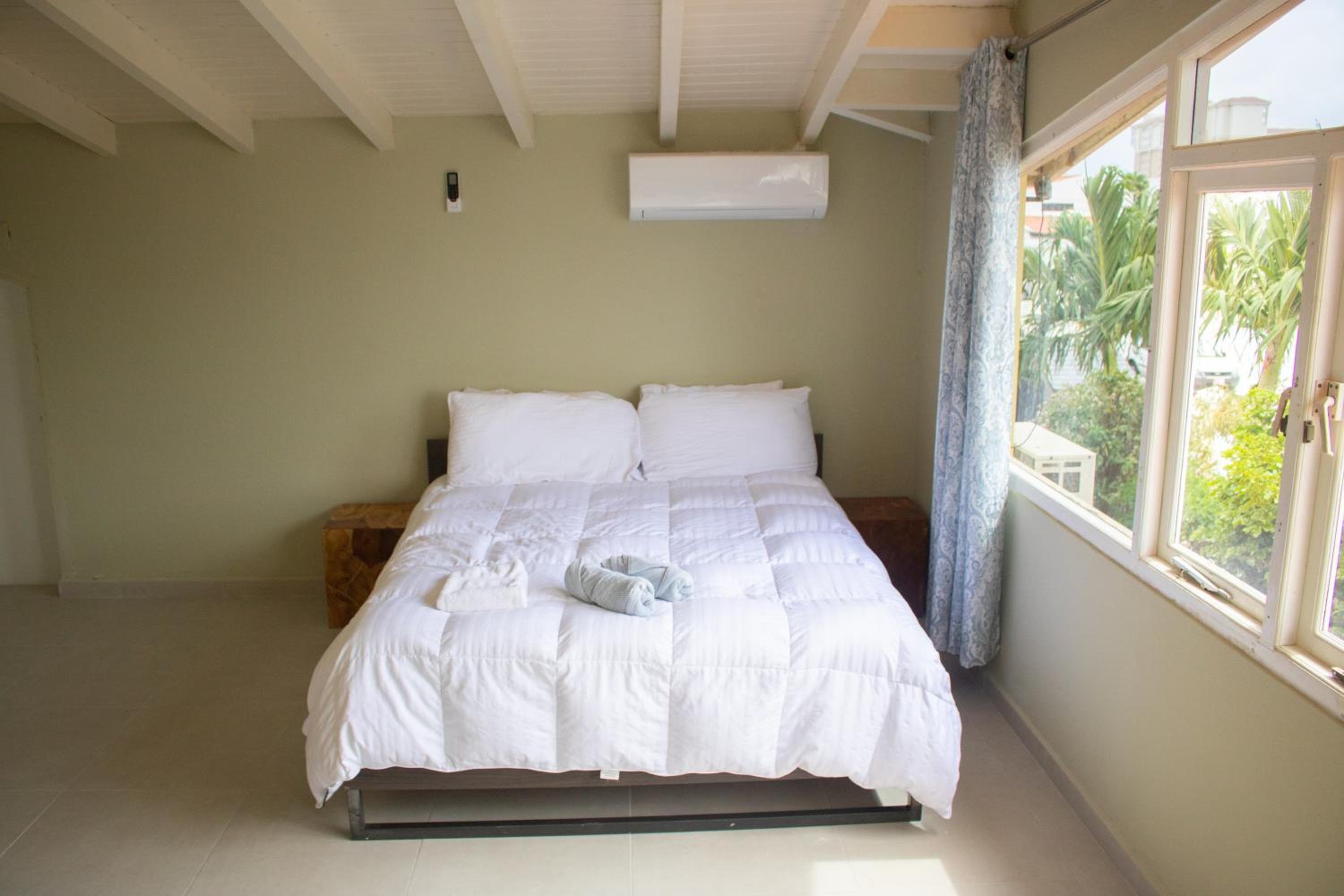 Sunflower Villa Studios