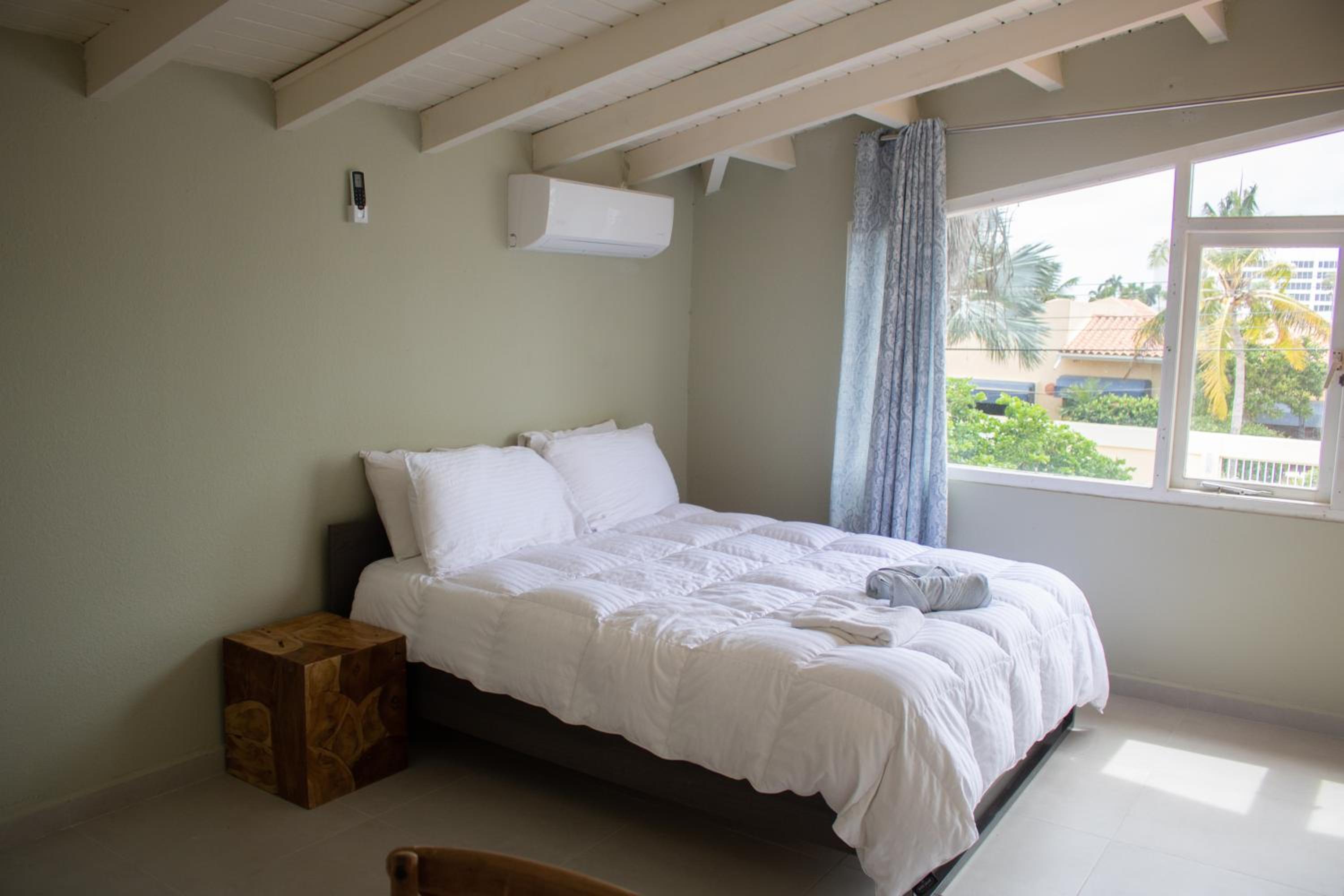 Sunflower Villa Studios