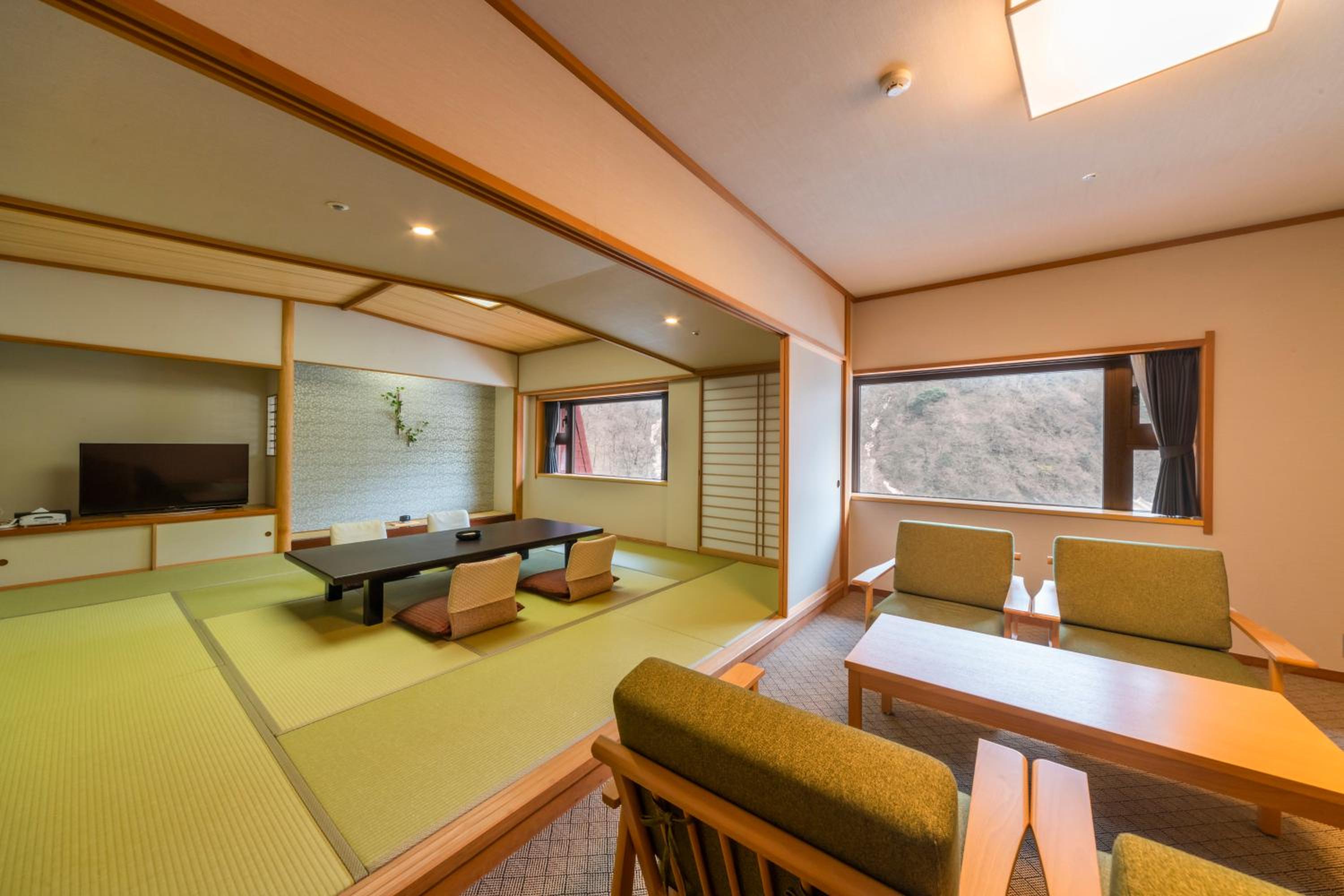 Kurobe Unazukionsen Yamanoha