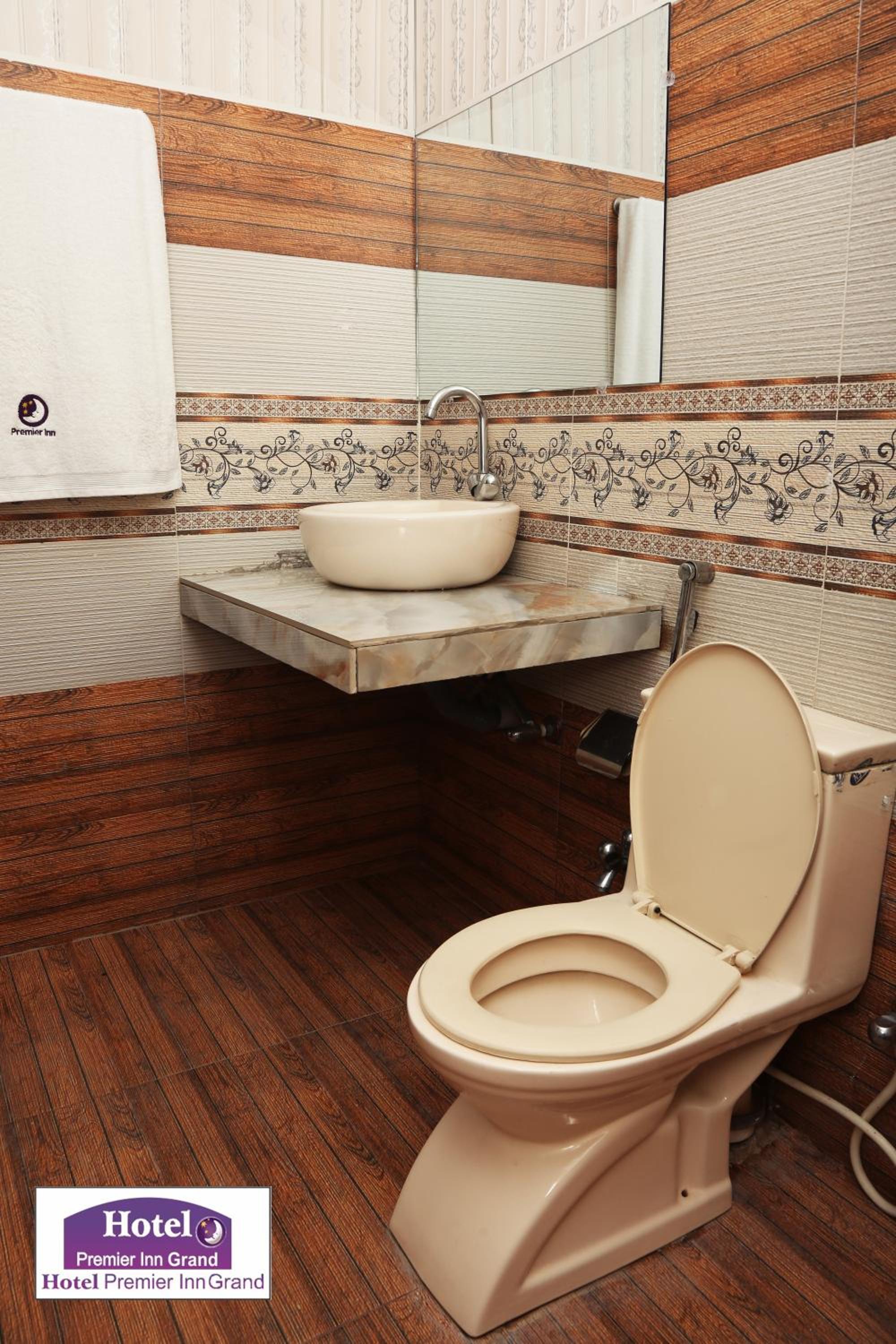 Photo 48