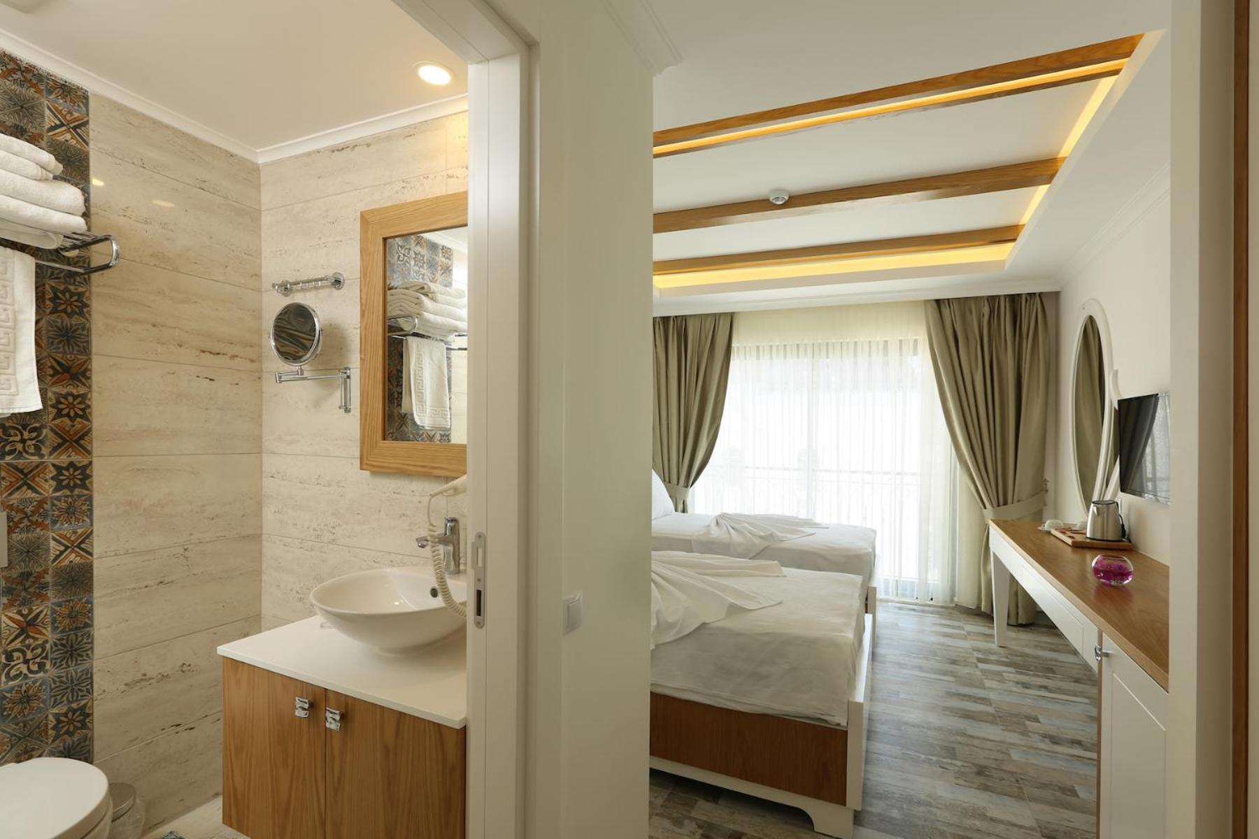 Payam Hotel - Image 19