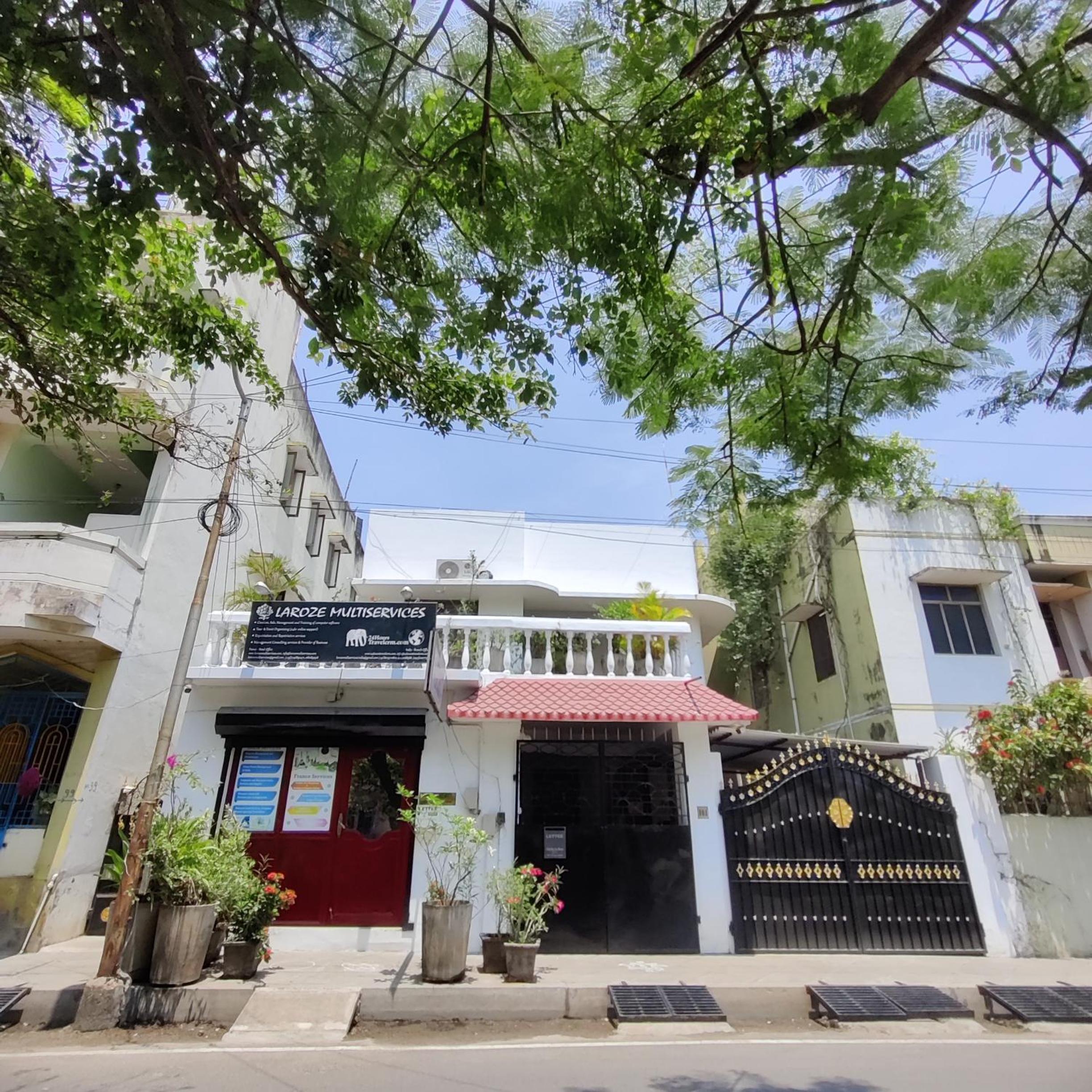 White Villa Guest House Pondicherry view 2