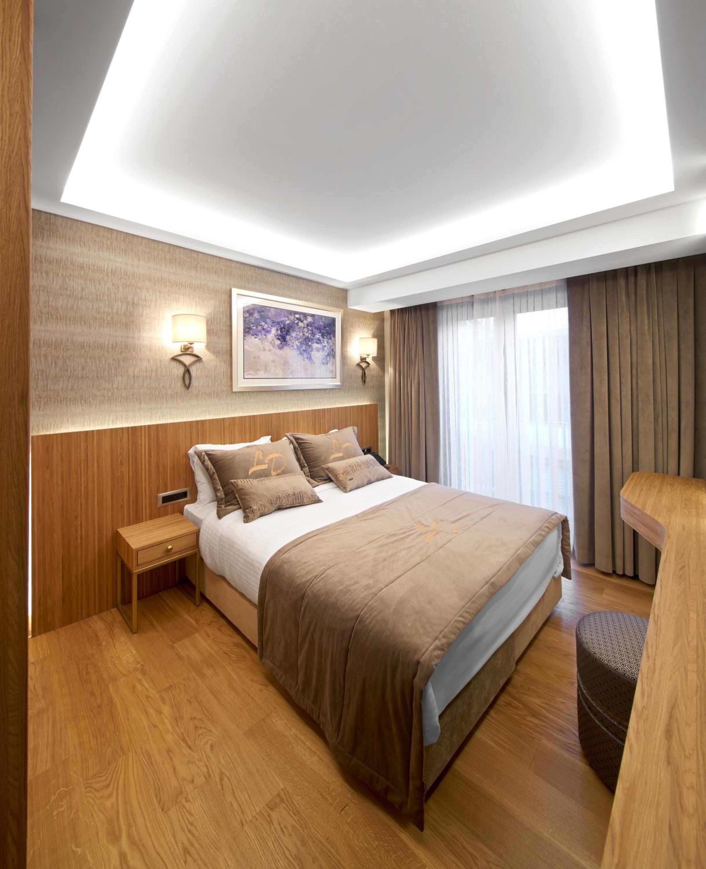 Lady Diana Hotel - Image 44