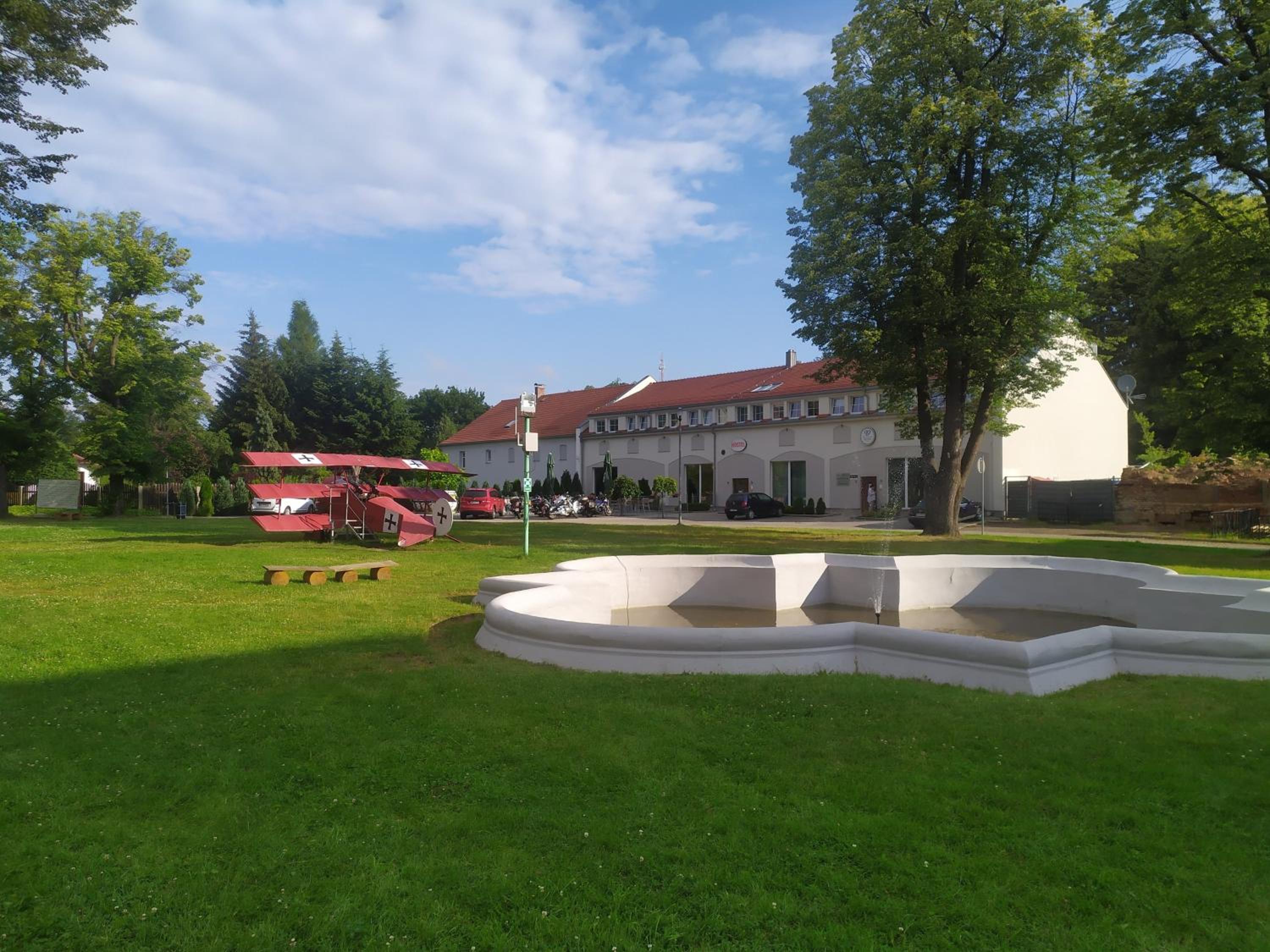 Photo 16