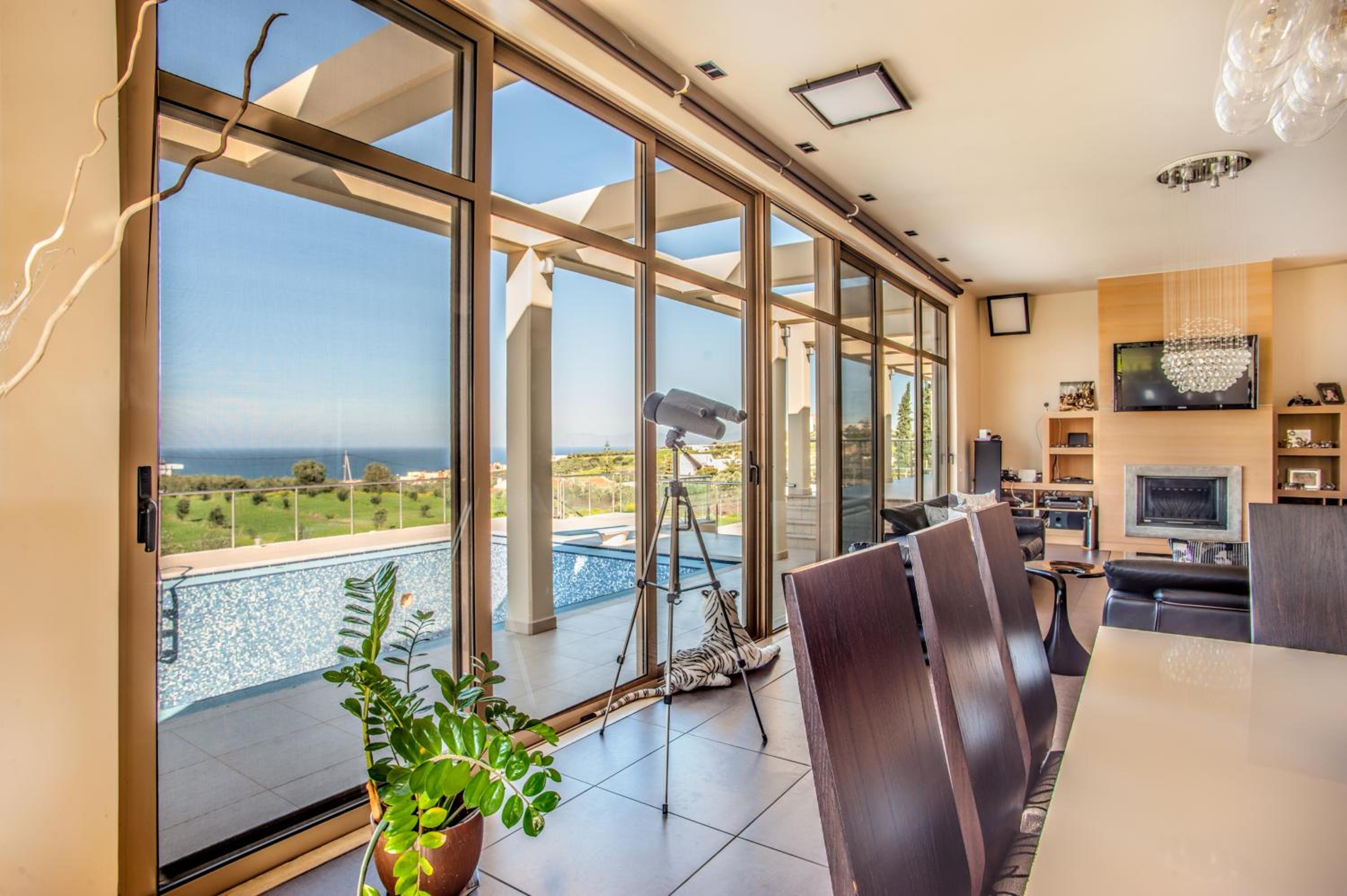 Luxury 6-Bedroom Villa With Private Pool- Villa Prigipessa