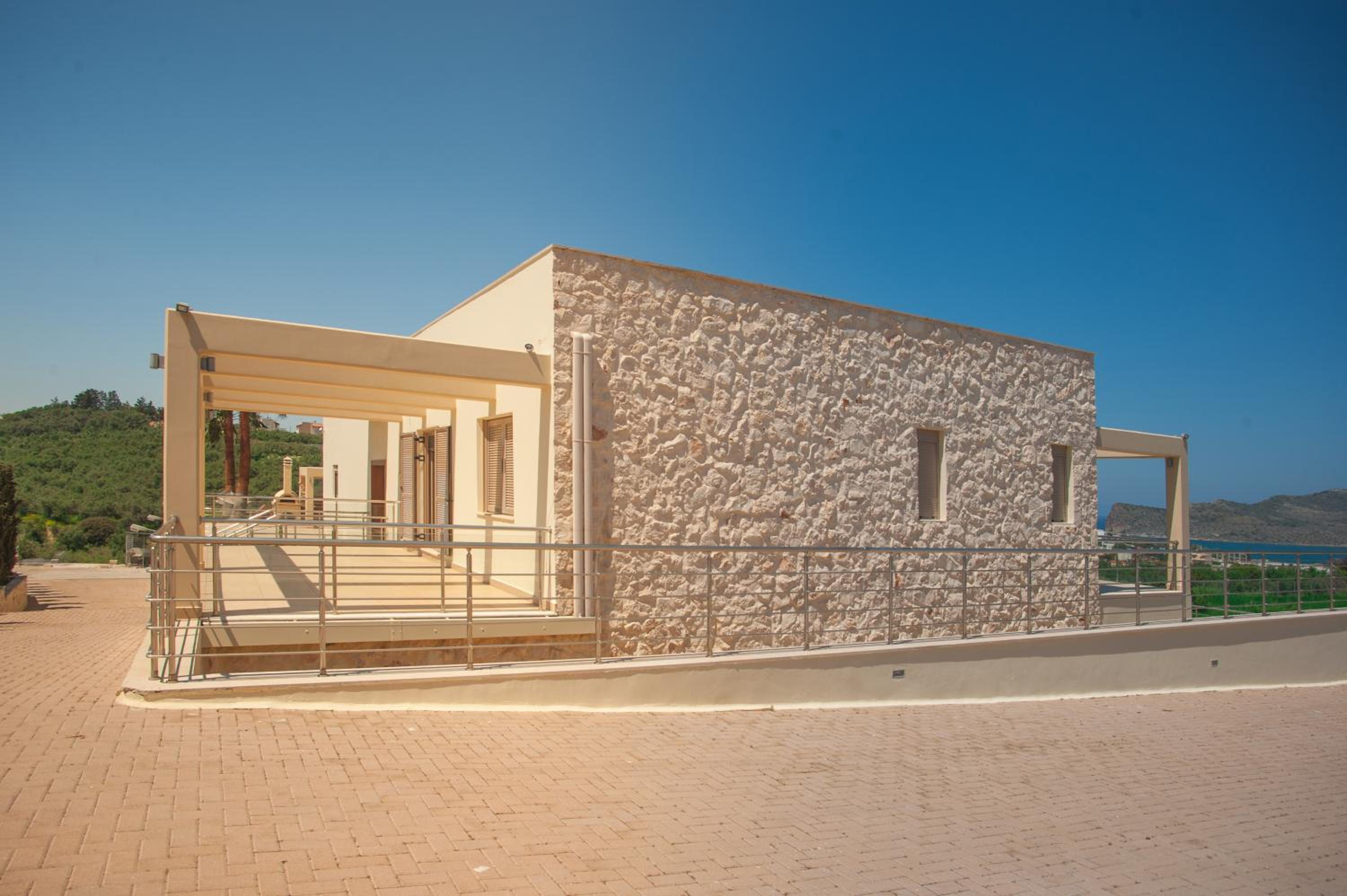 Luxury 6-Bedroom Villa With Private Pool- Villa Prigipessa