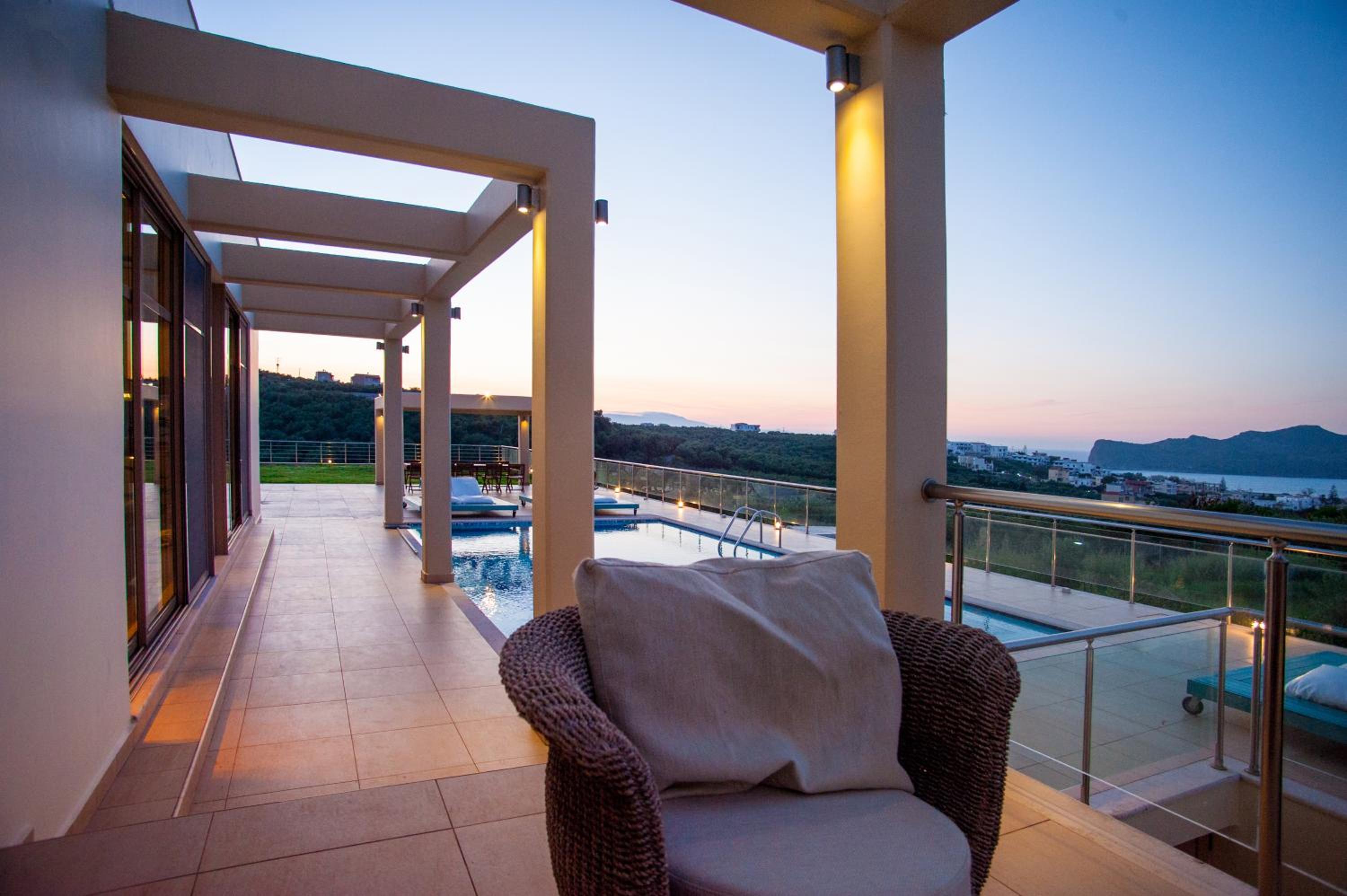 Luxury 6-Bedroom Villa With Private Pool- Villa Prigipessa