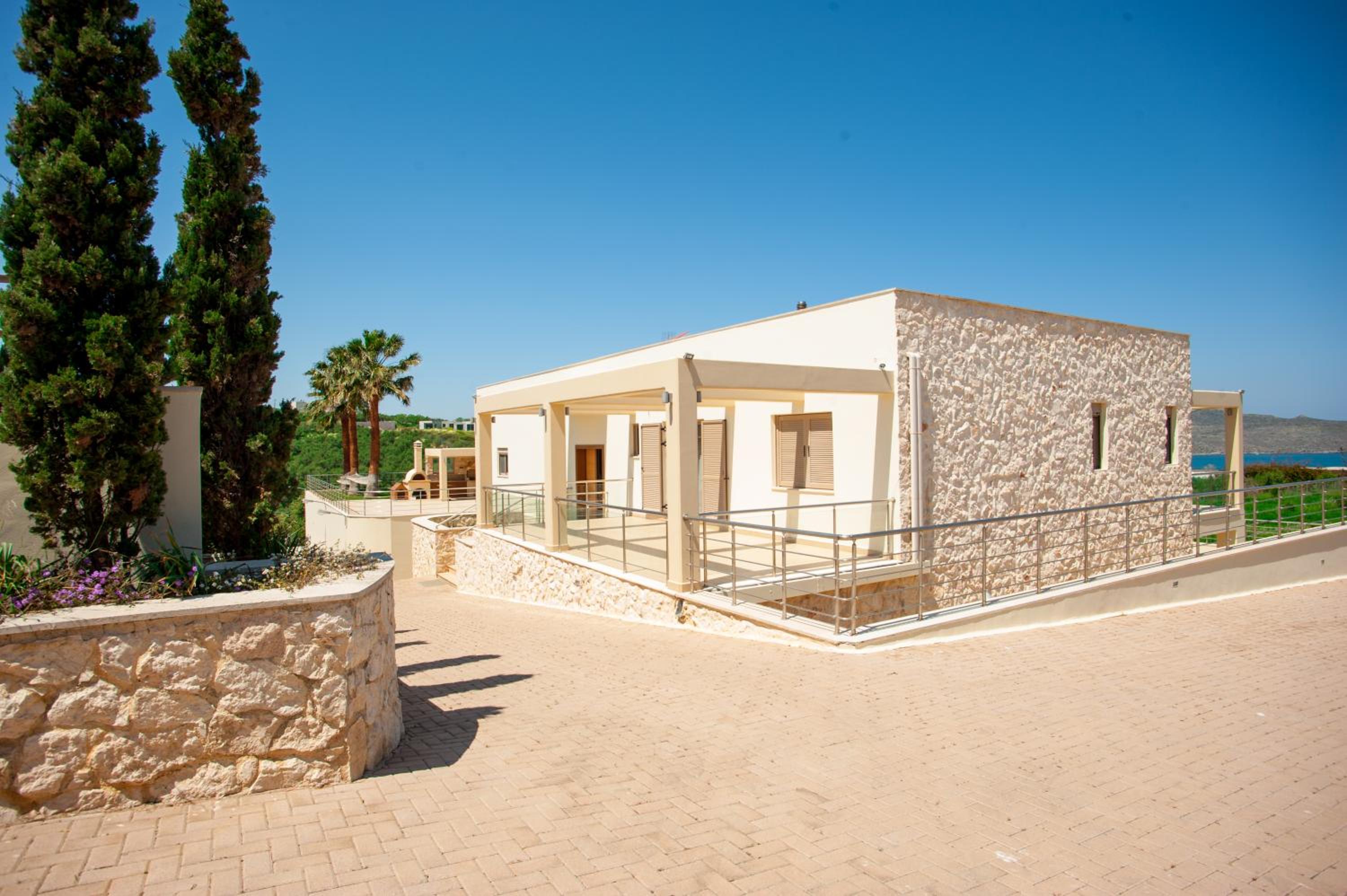 Luxury 6-Bedroom Villa With Private Pool- Villa Prigipessa