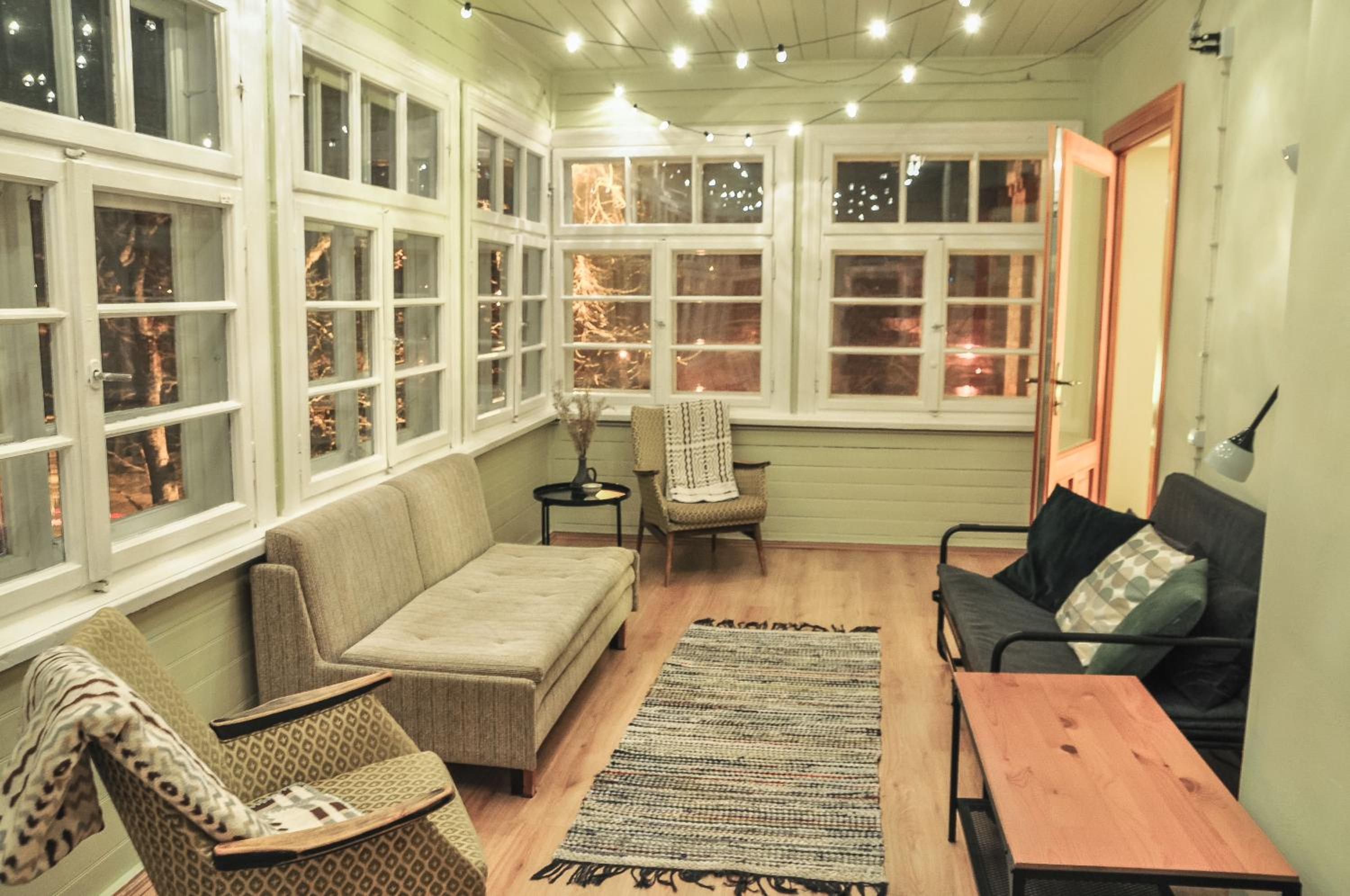 Castle Park Apartment with sunset veranda view 3