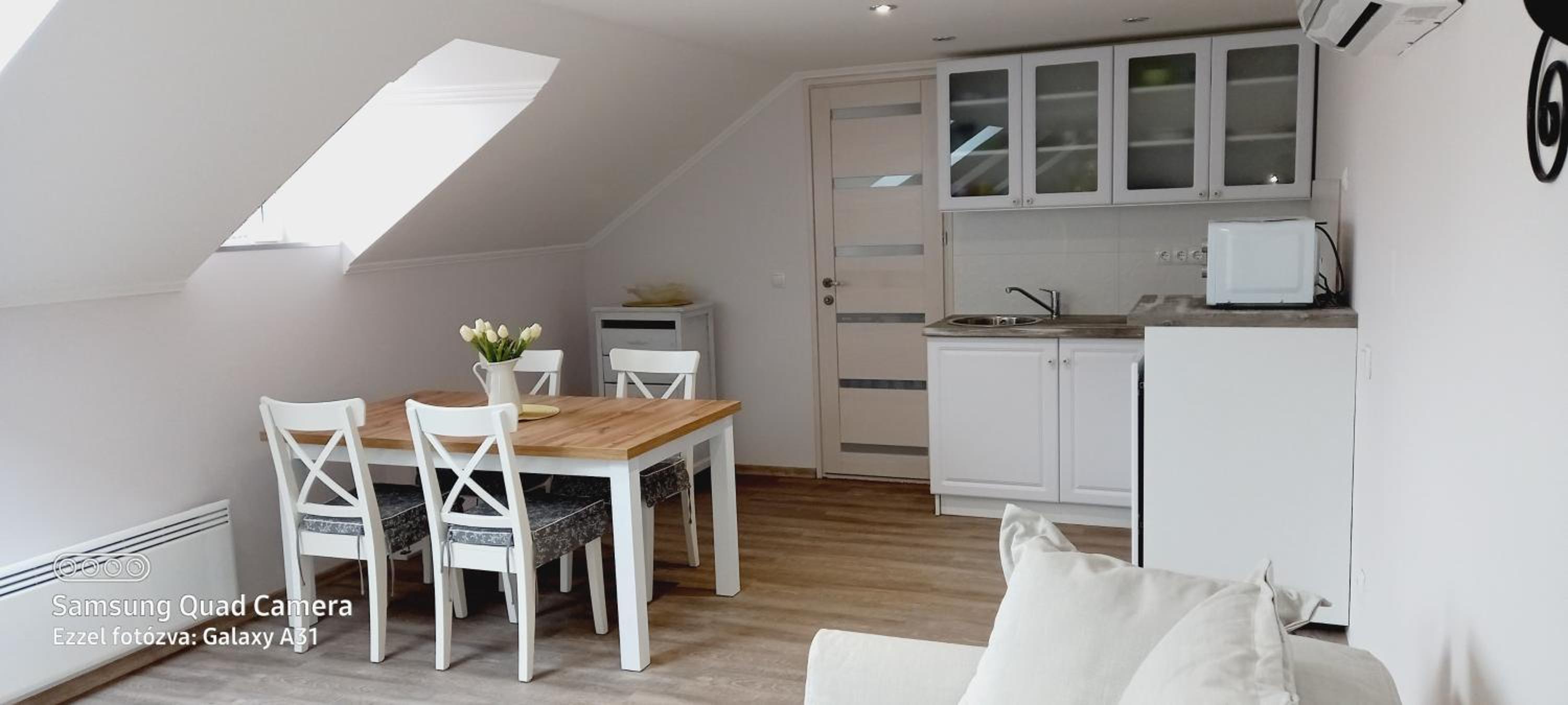 Júlia Apartman view 5