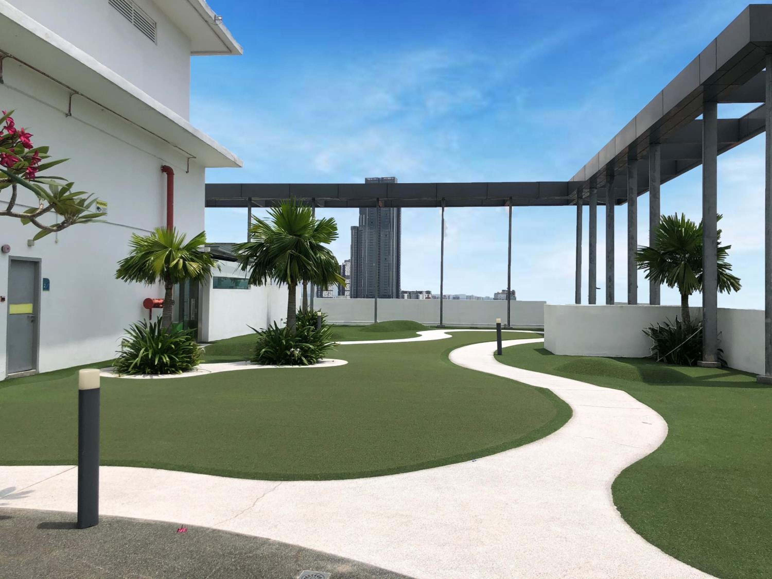 Paragon Suite Homestay by Antlerzone