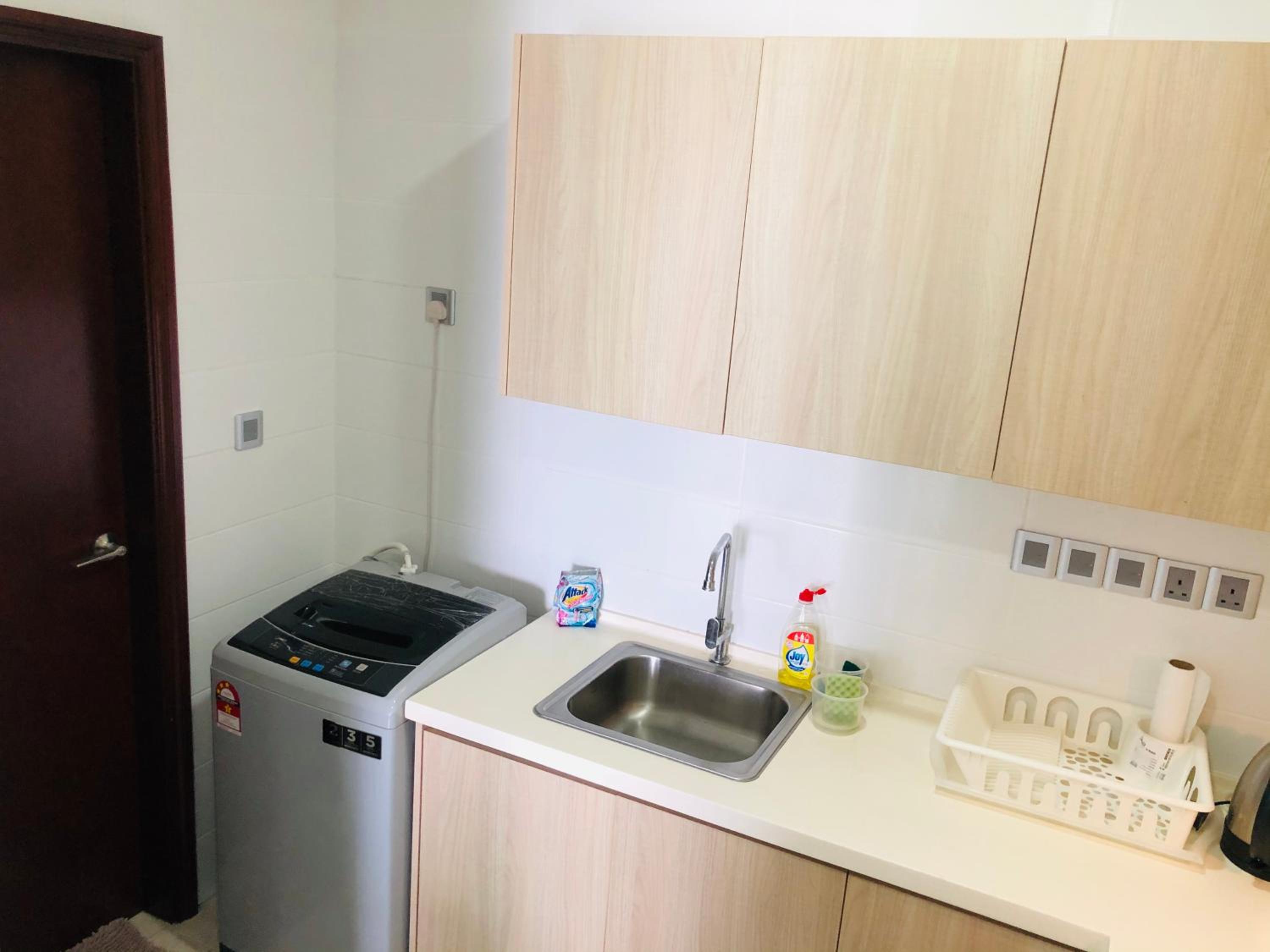 Paragon Suite Homestay by Antlerzone