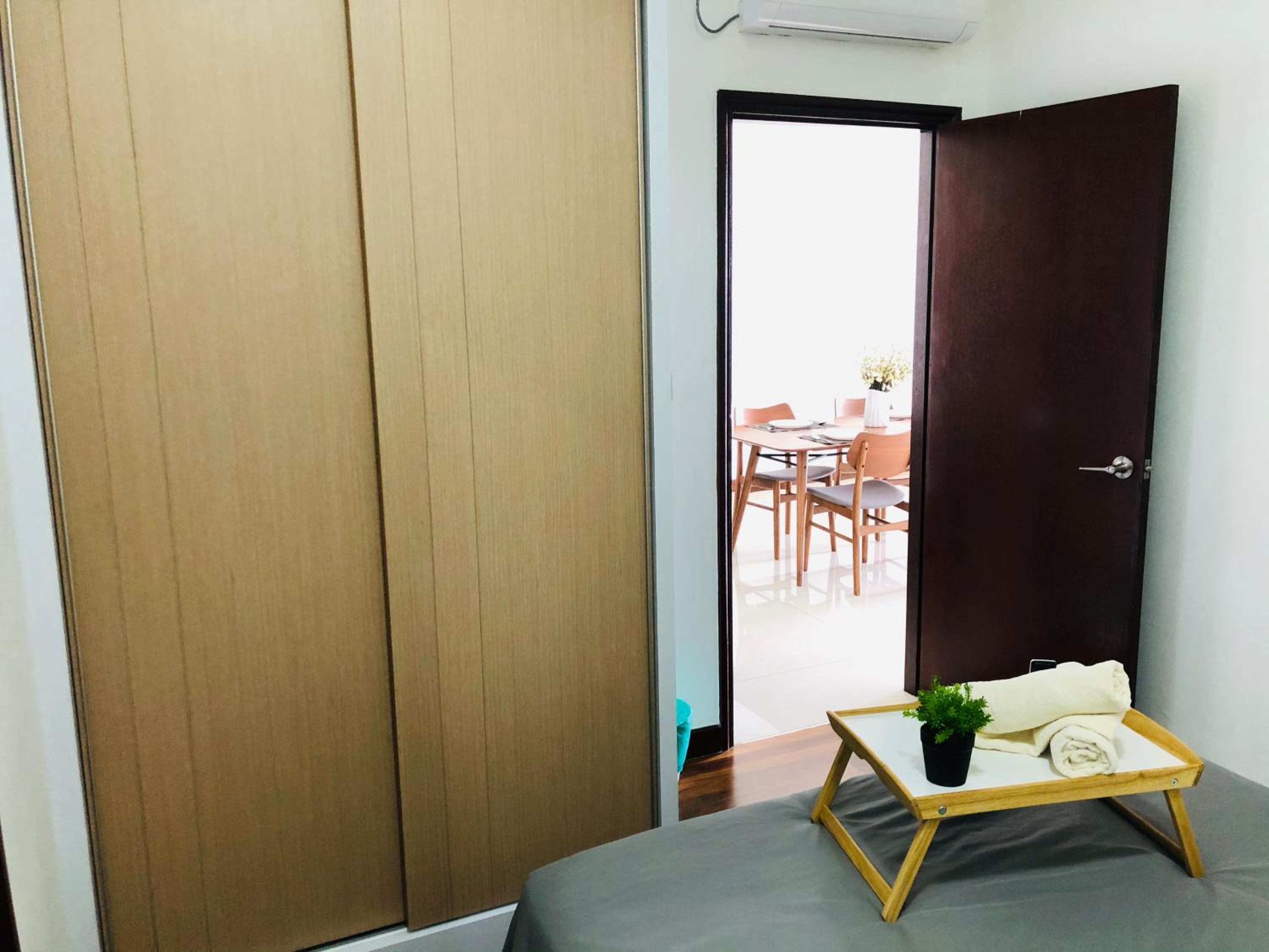 Paragon Suite Homestay by Antlerzone