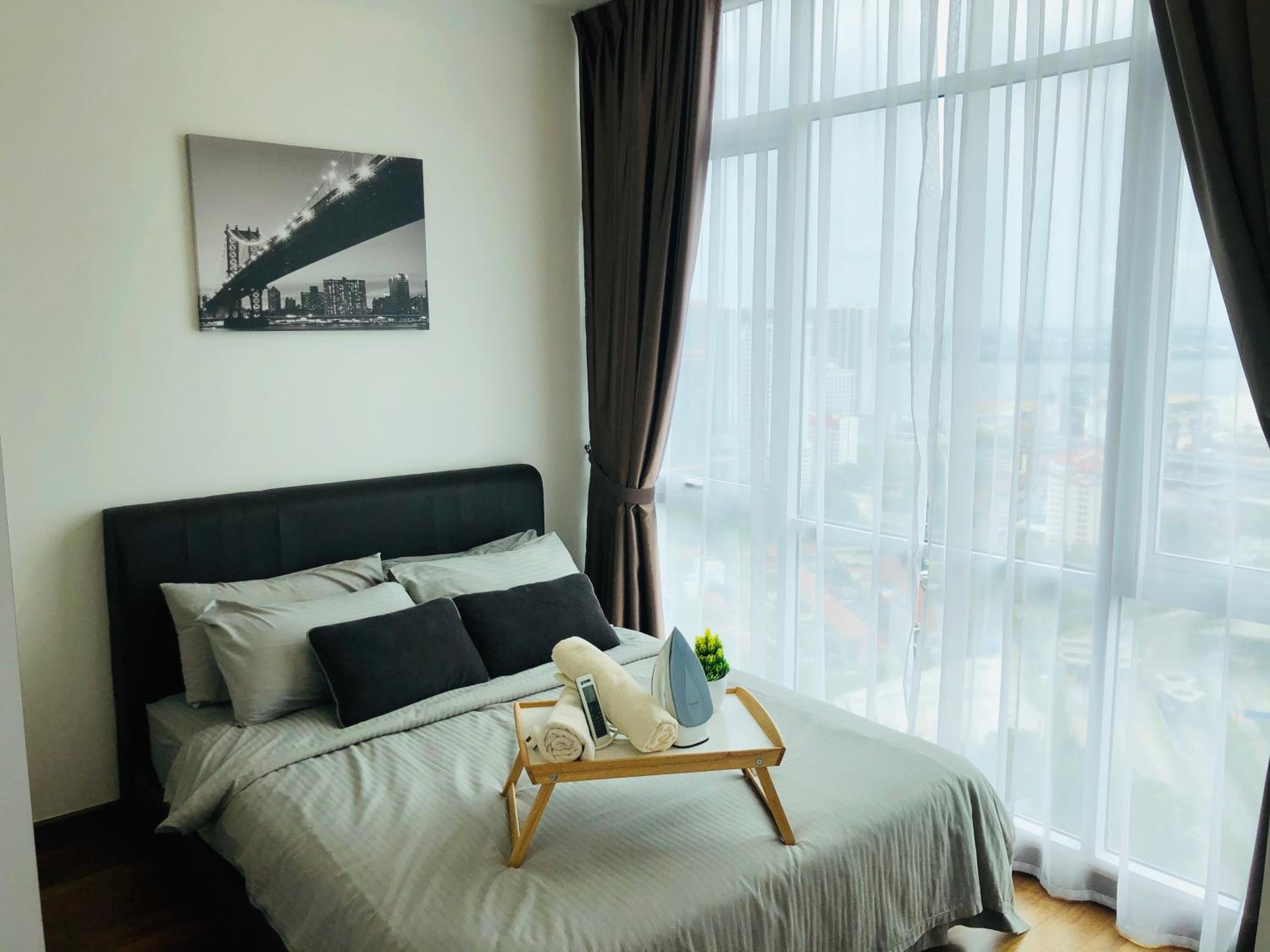 Paragon Suite Homestay by Antlerzone