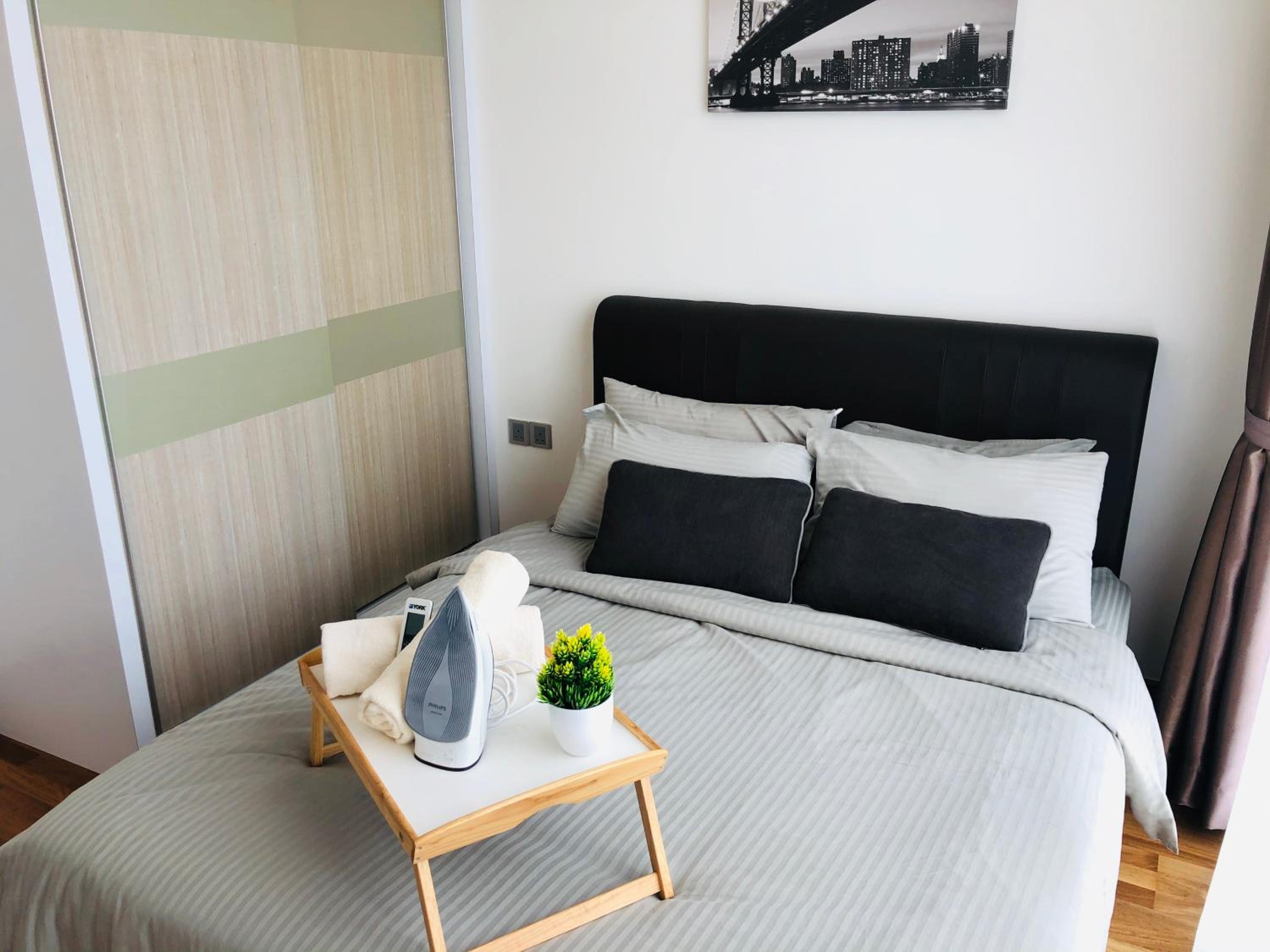 Paragon Suite Homestay by Antlerzone