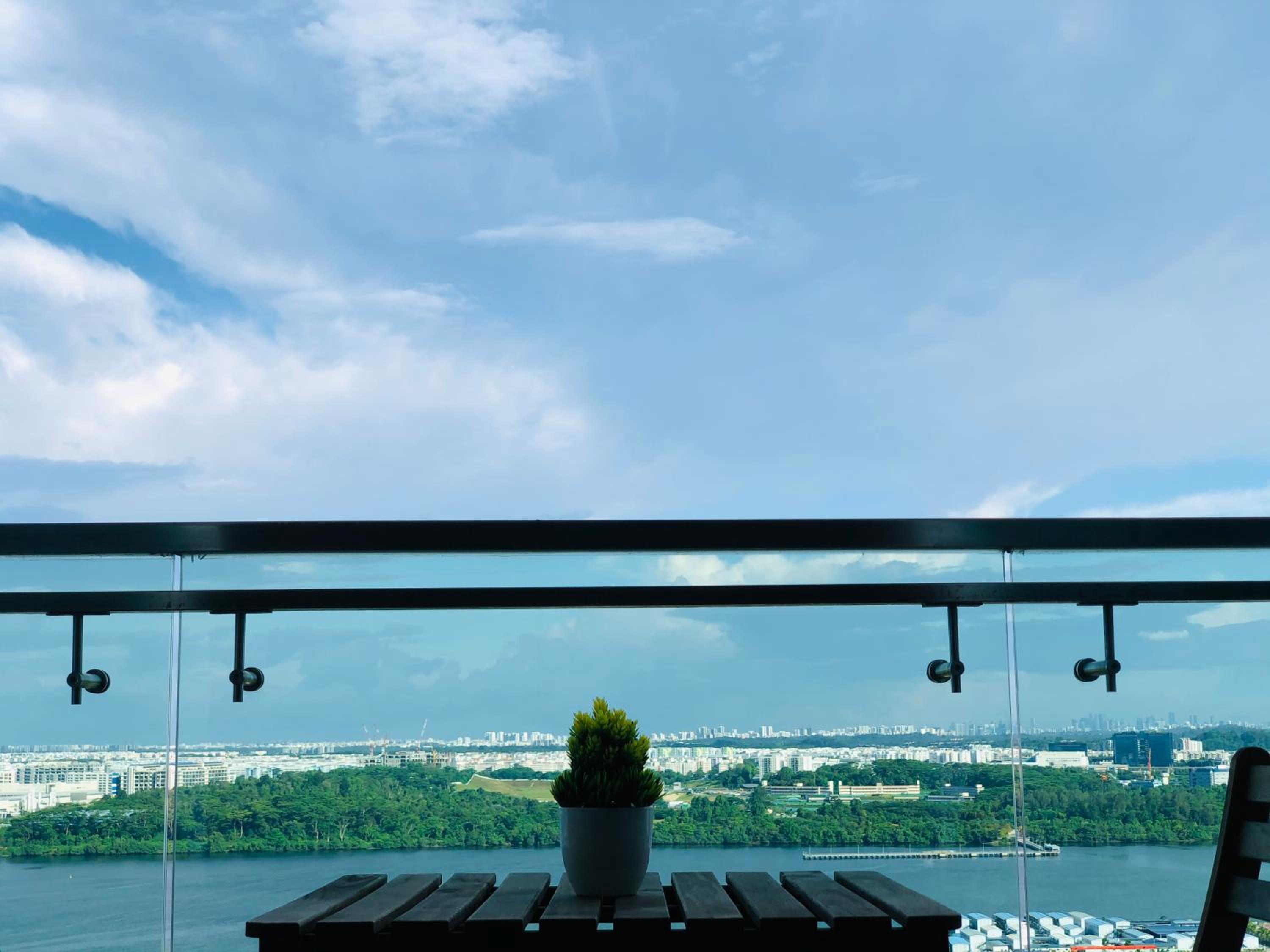Paragon Suite Homestay by Antlerzone