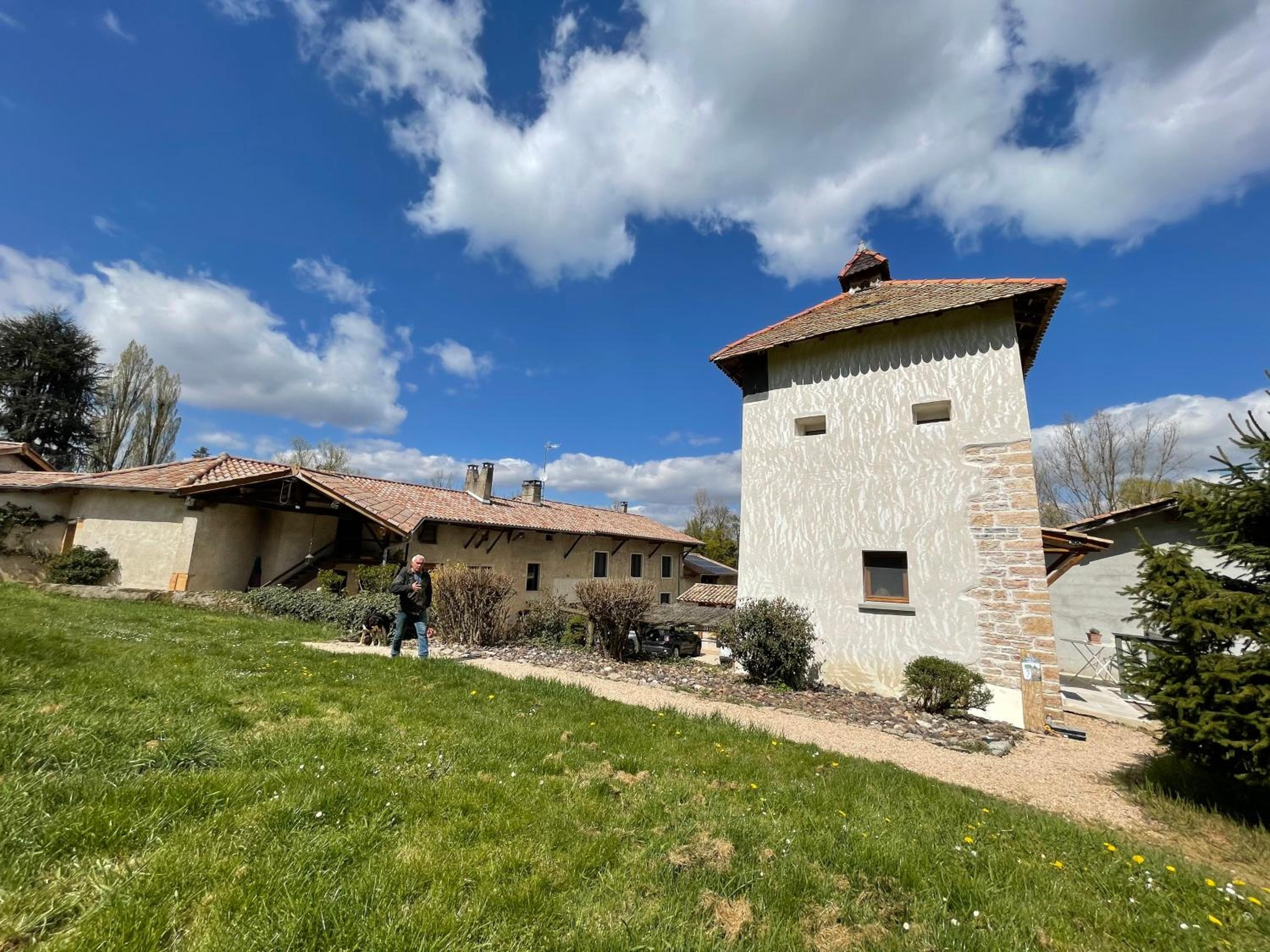 Le Moulin de Saint-Julien view 2