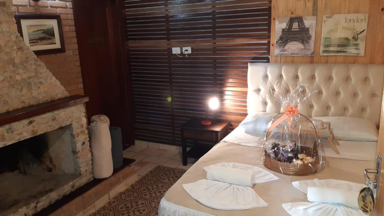 Villa Valentina chalés com lareira e churrasqueira