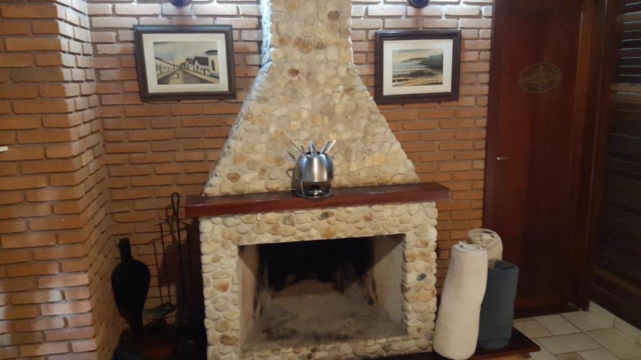 Villa Valentina chalés com lareira e churrasqueira
