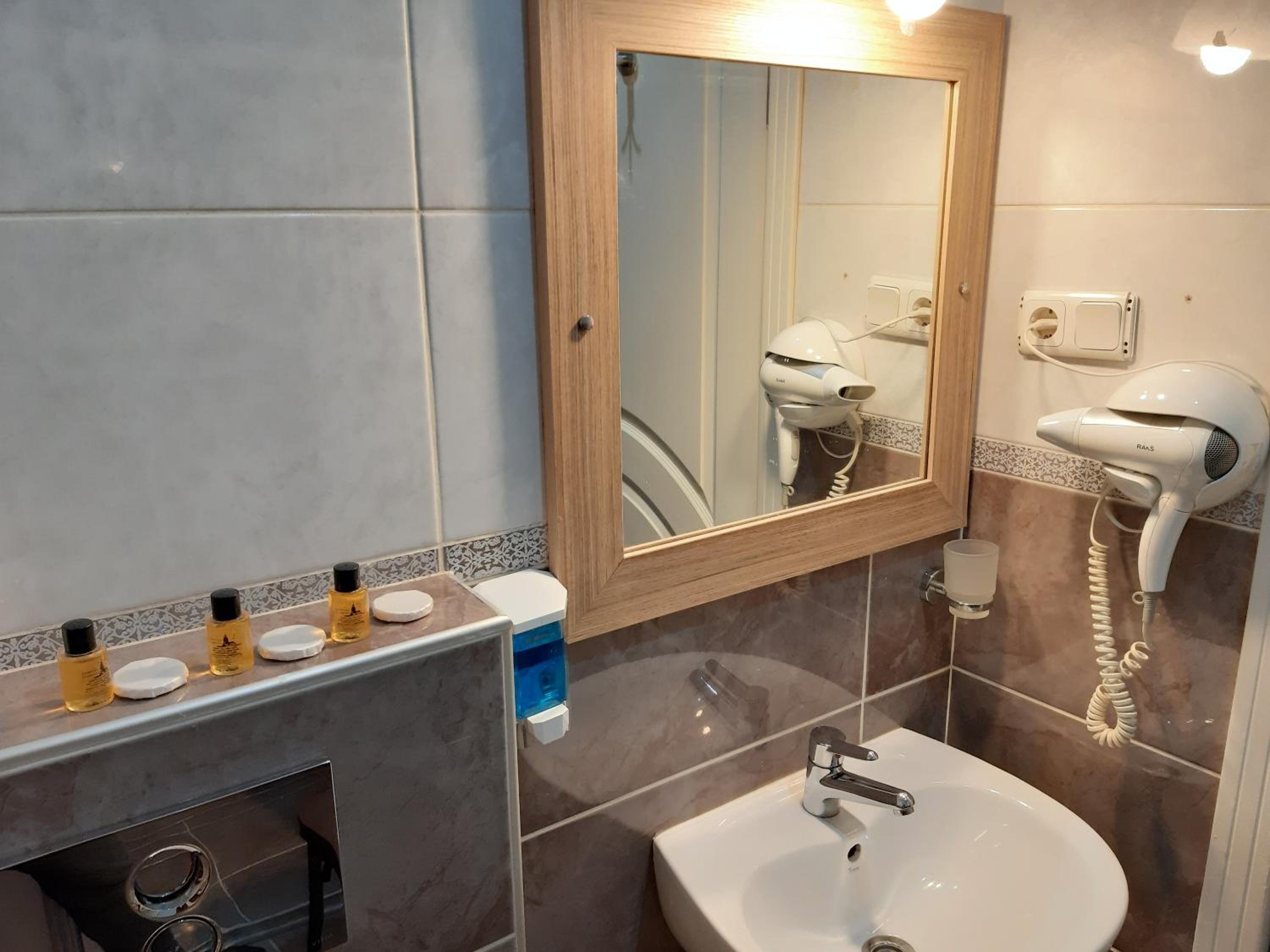 Burak Apart - Image 16