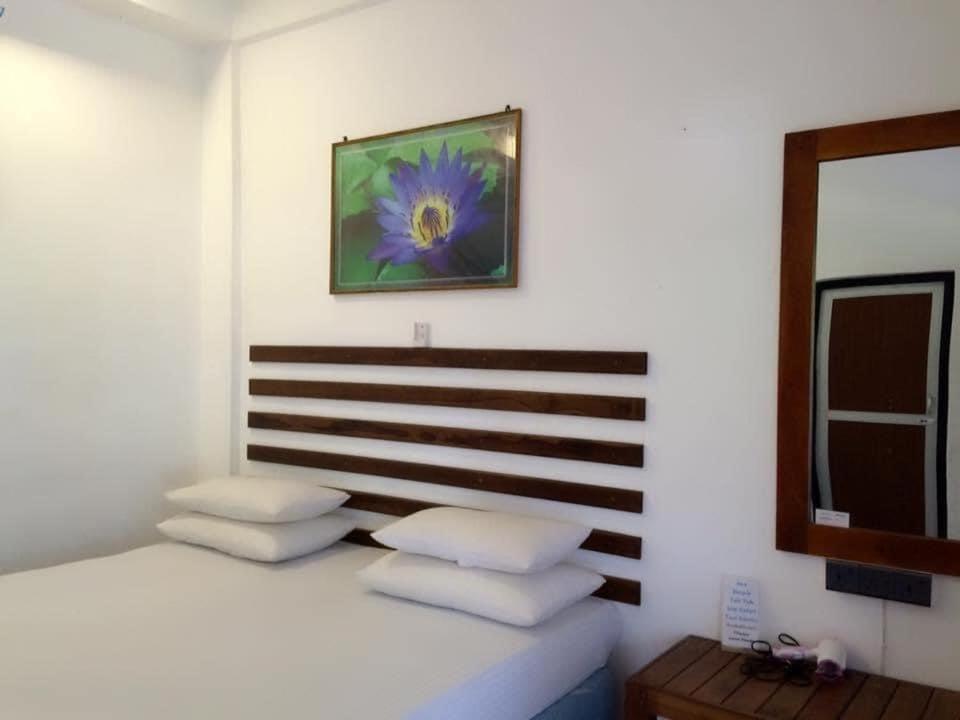 Thisara Guest House
