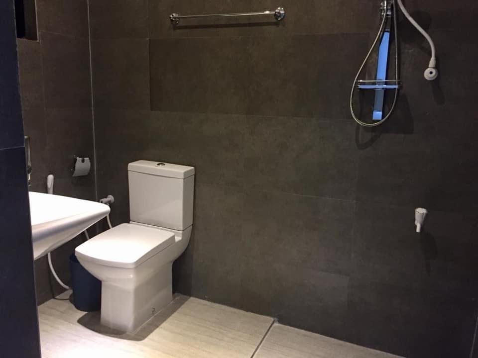 Thisara Guest House