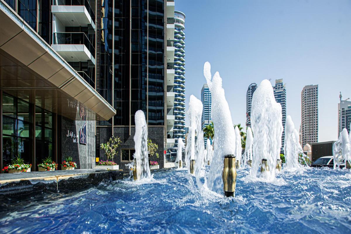 5* Brand New Sparkle Tower by Swarovsky