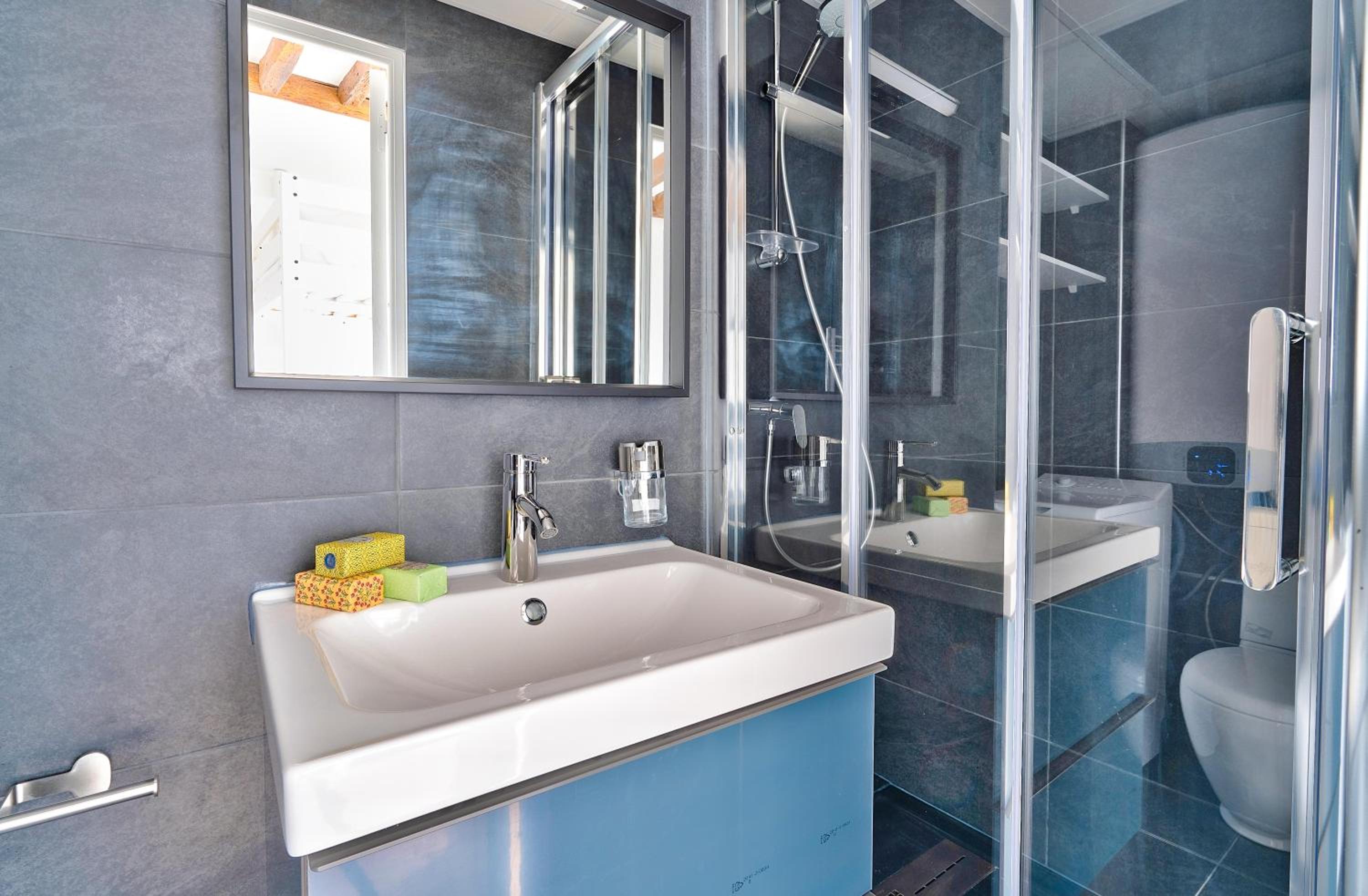 NEW Mezzanine Studio in the Heart of Paris (4F)