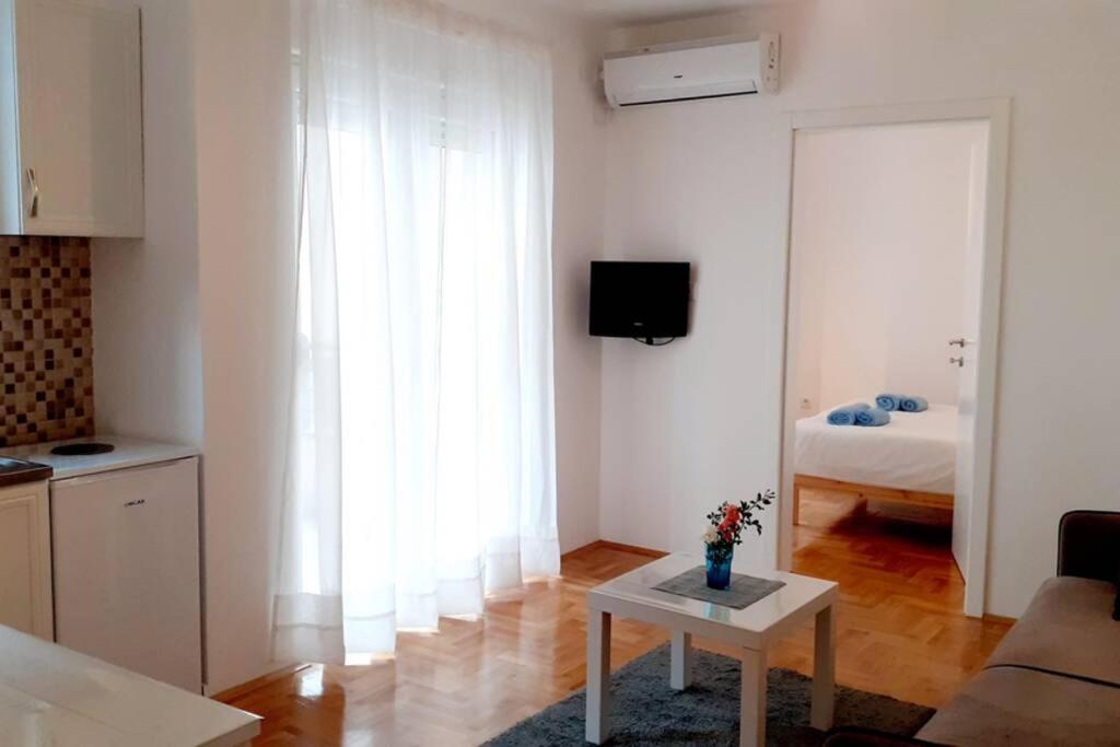 Smeštaj Voli - Apartman u centru Sokobanje view 2