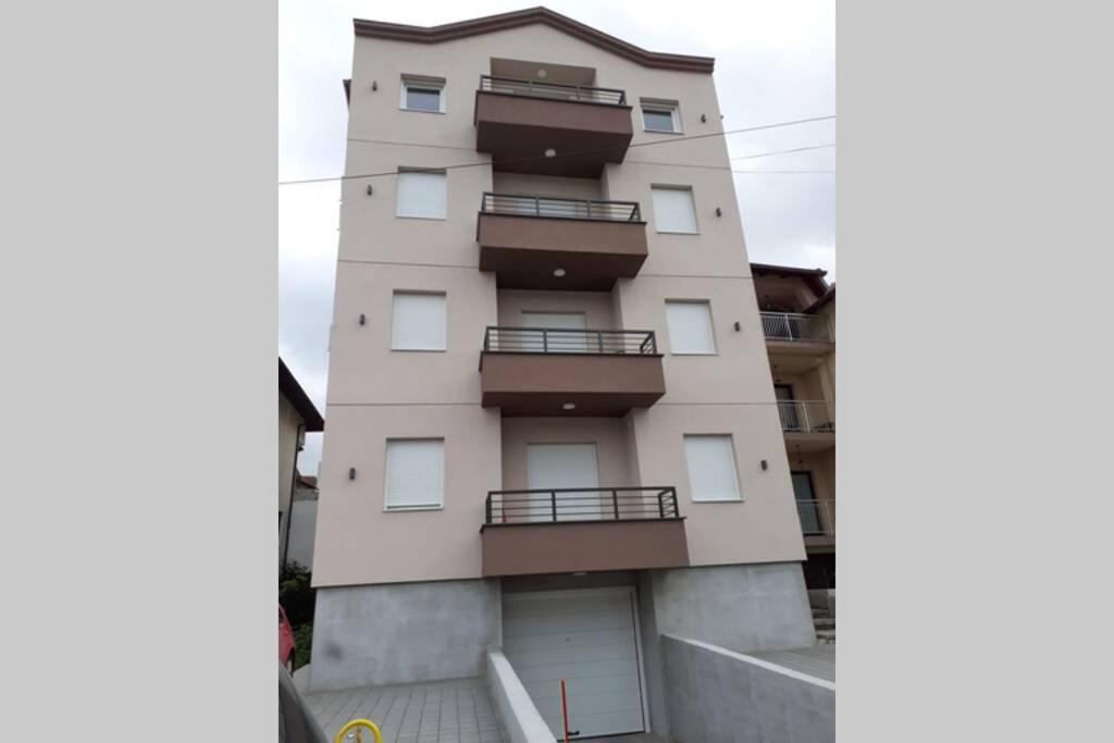 Smeštaj Voli - Apartman u centru Sokobanje view 3