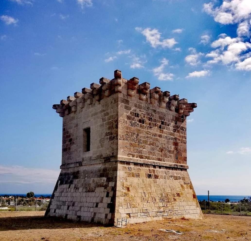 House Near The Beach (Militsa & Aggeliki)