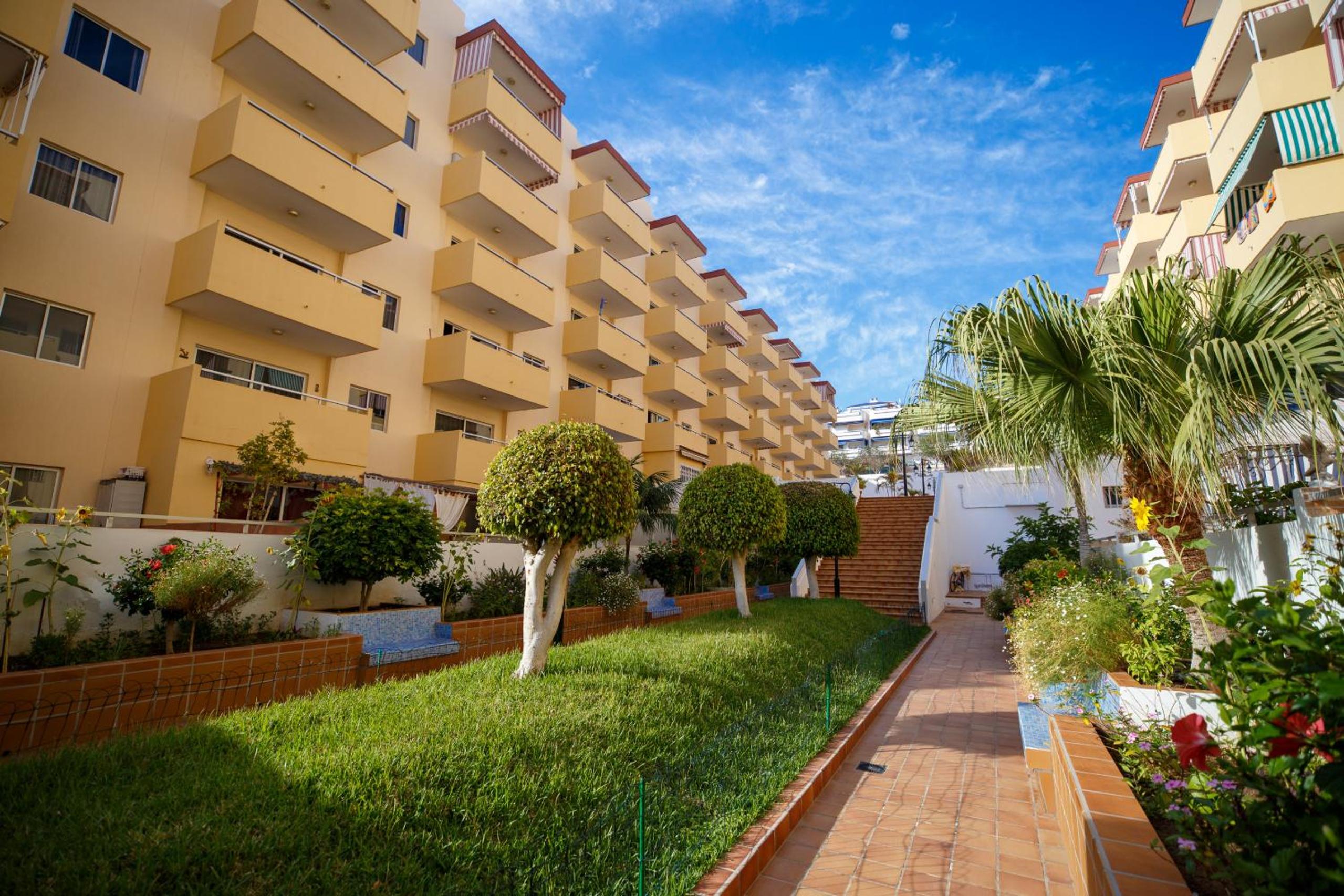 LOS ANGELES APARTMENT Los Cristianos