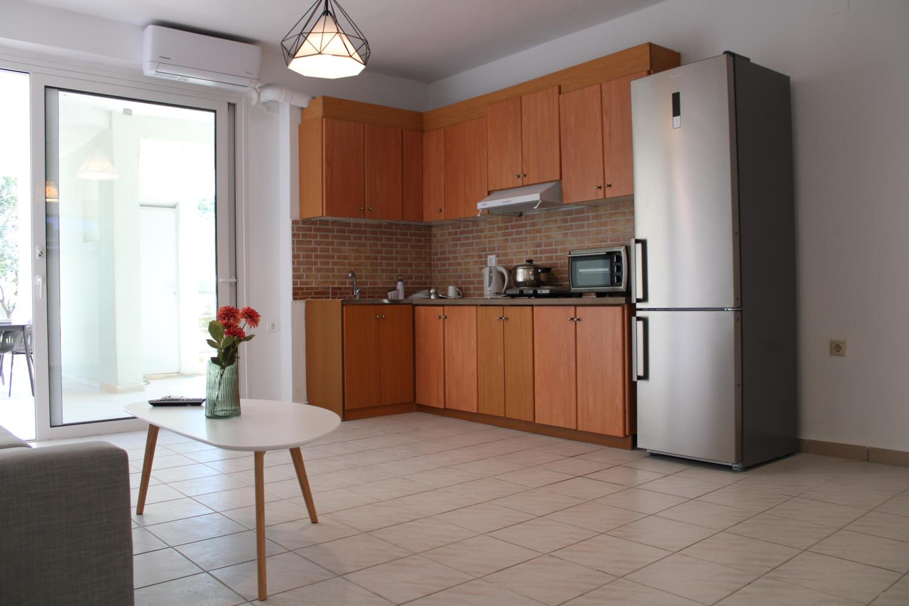 Kalamaki Plaza Apartments