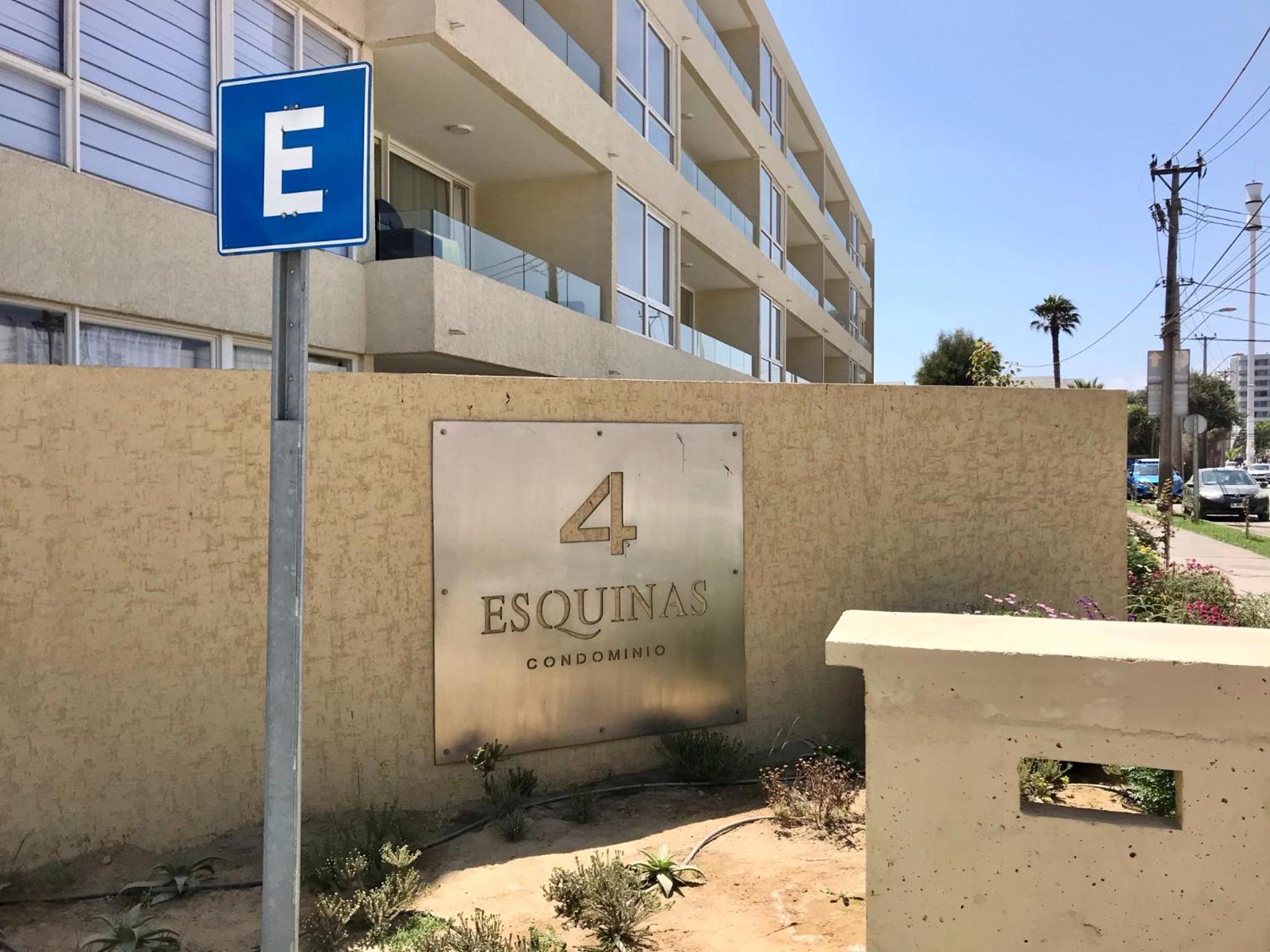 Entremar y piscina en La Serena