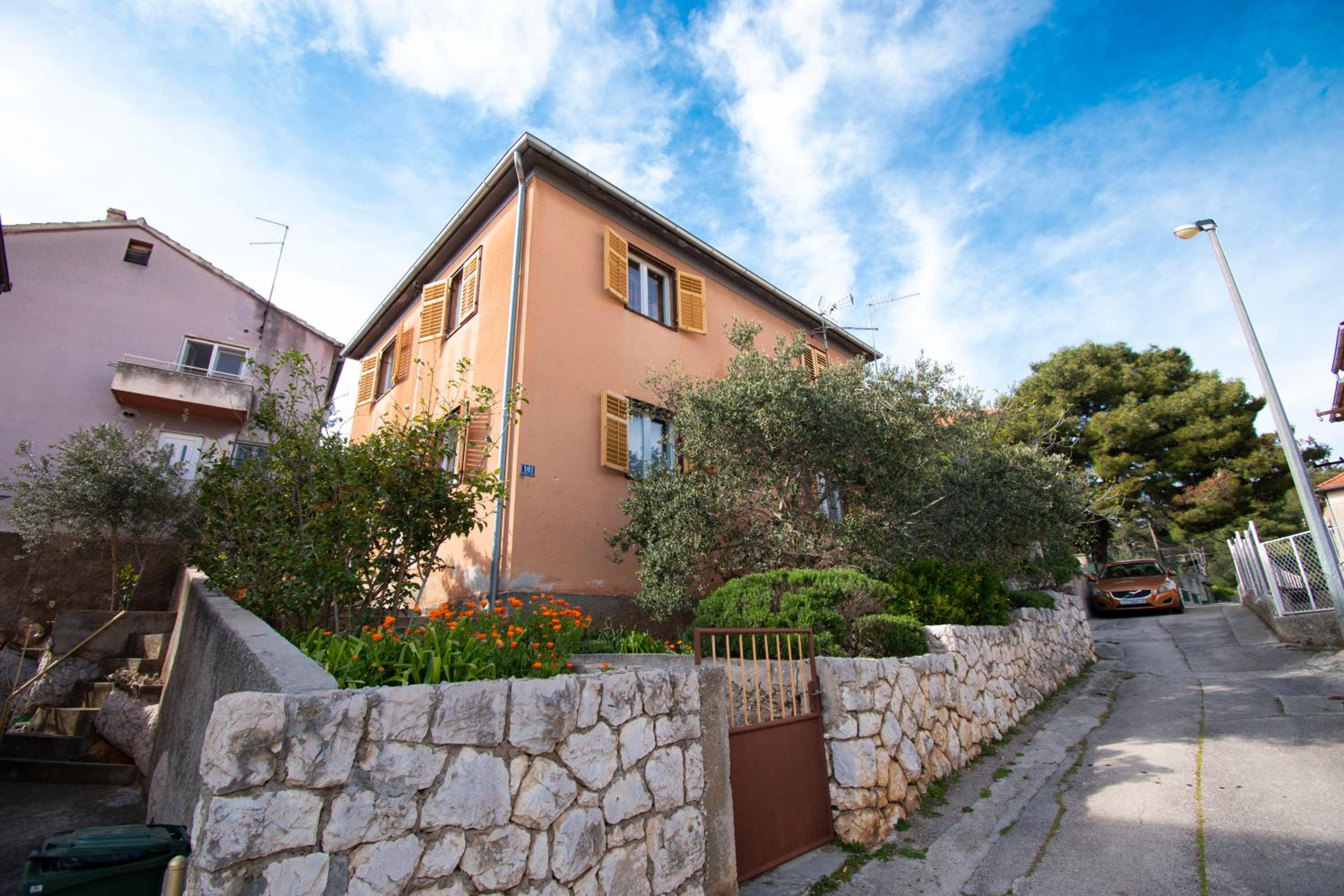 Sunny Garden Šibenik, cozy apartment near old town view 5
