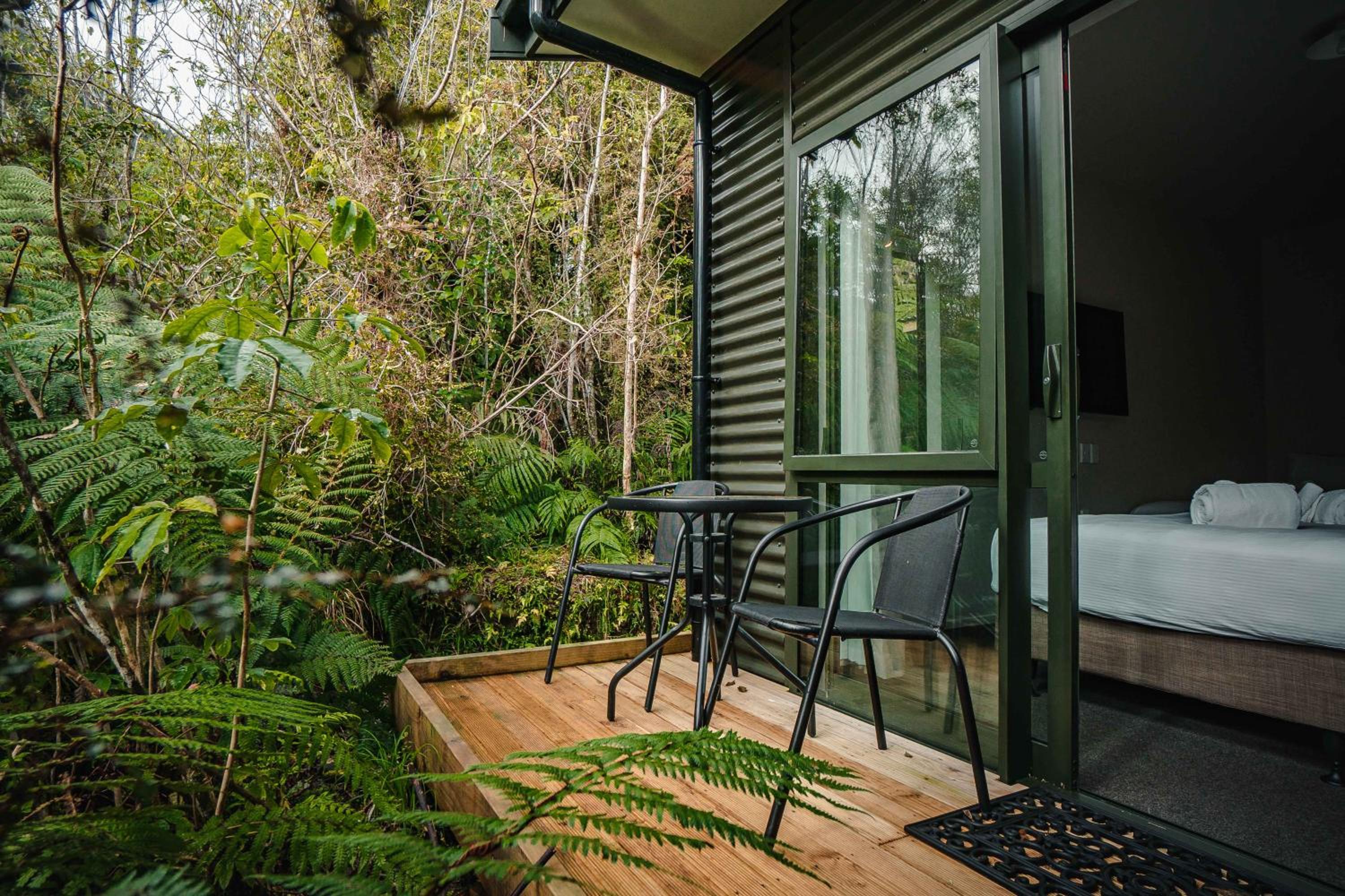 Hotel Forest View Franz Josef - Image 1