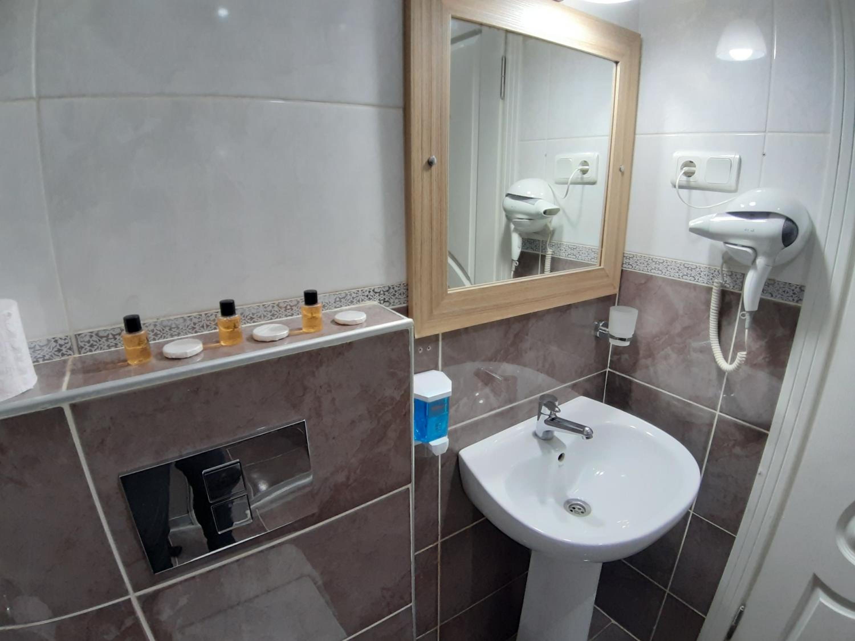 Burak Apart - Image 28