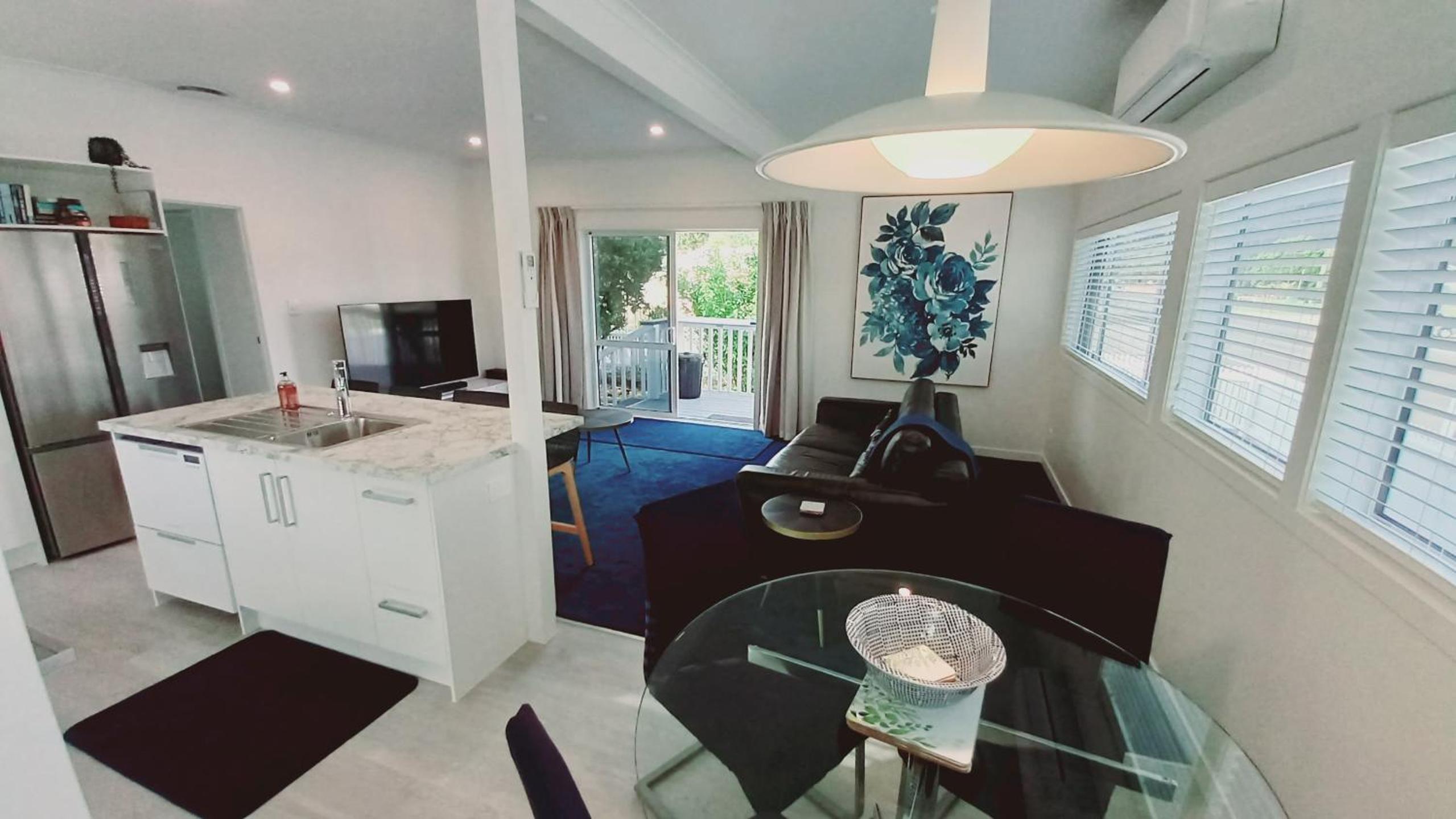Coromandel Town Harbourside Cottage Luxury Accommodation view 2