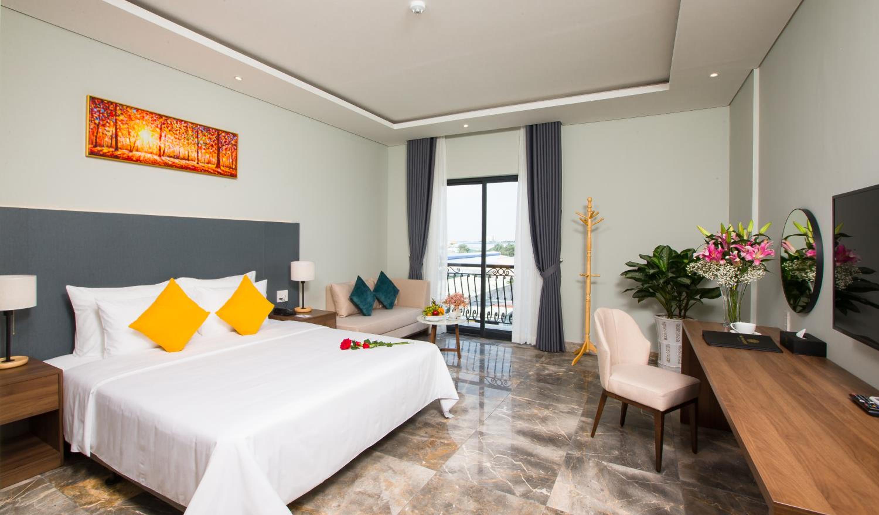 PHU THANG GRAND HOTEL