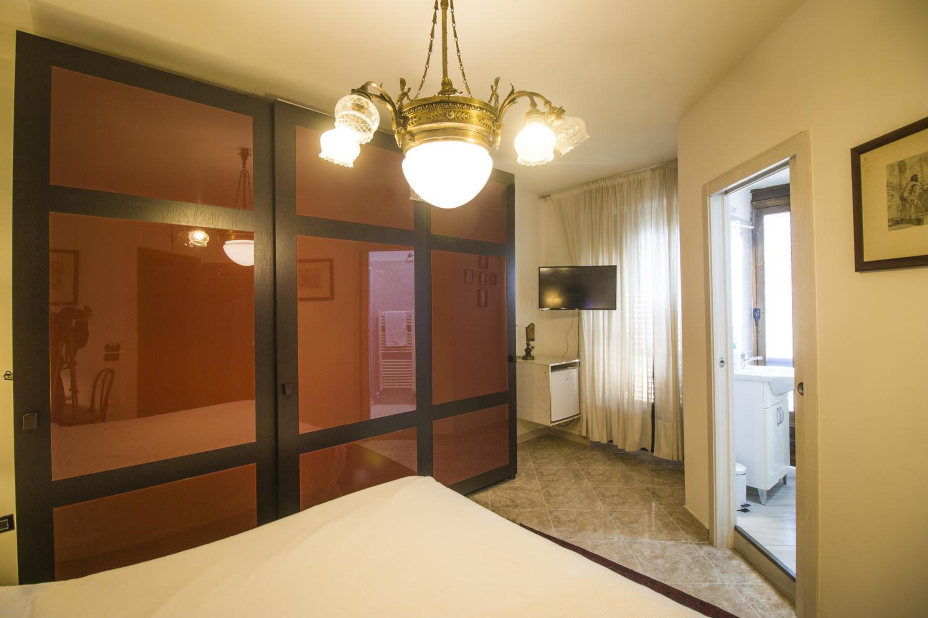 B&B Luxury