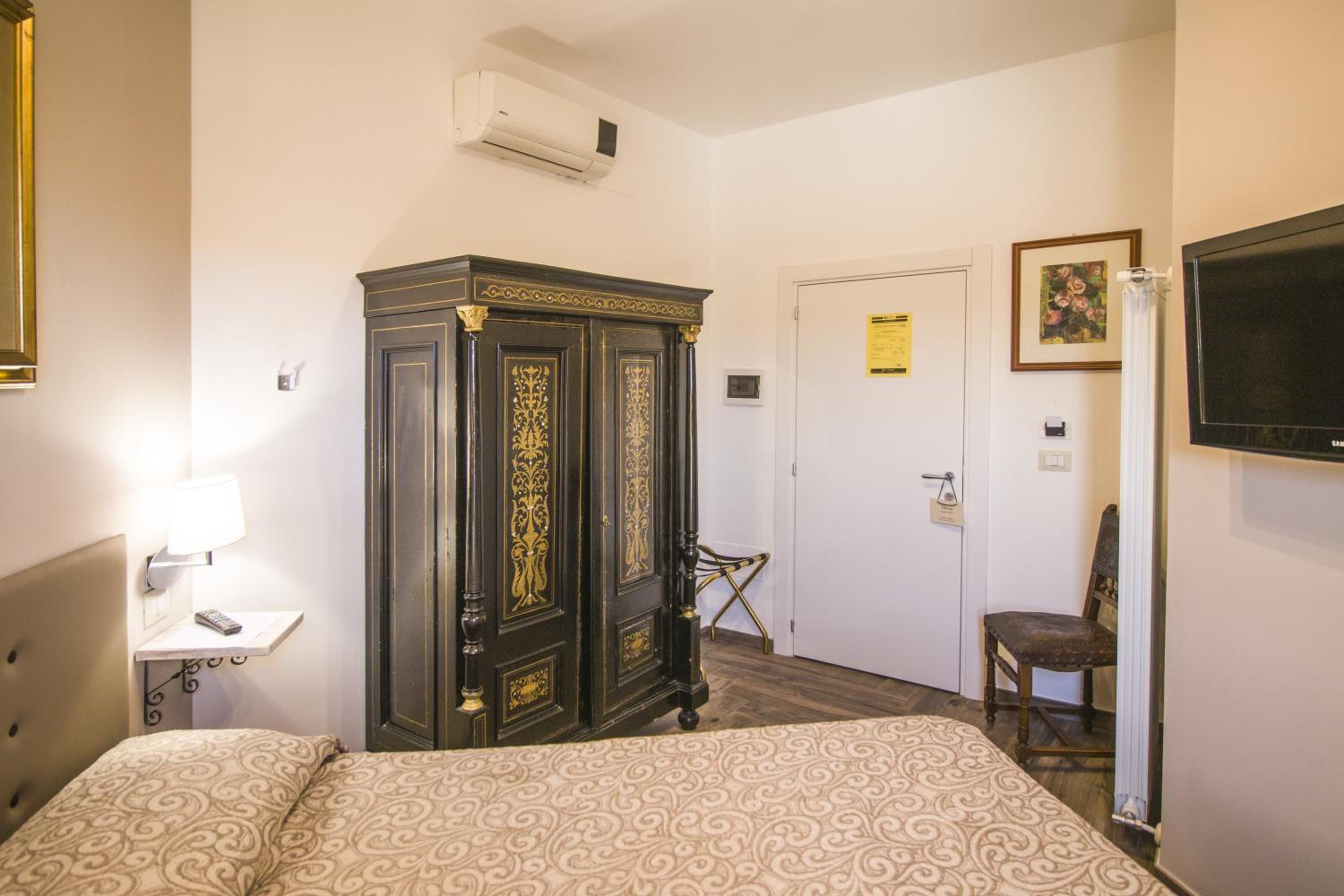 B&B Luxury