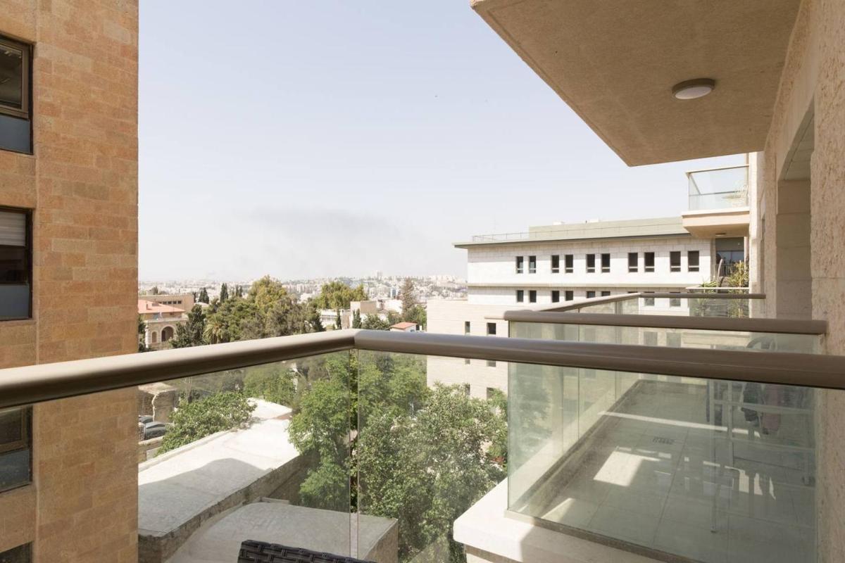Stylish 2BR/Parking, View Over The Temple Mount view 5