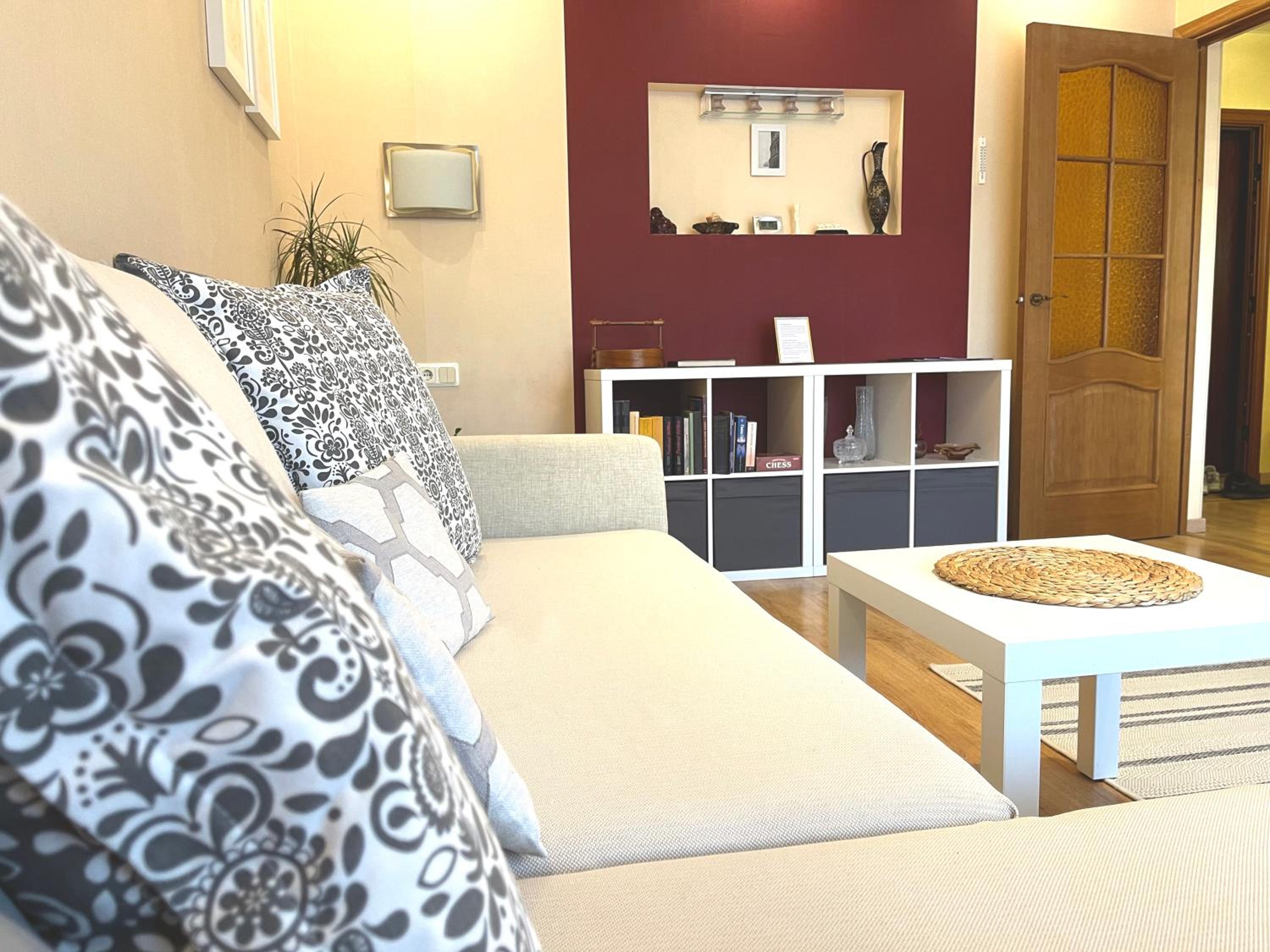 Cosy Home Apartment Lielvardes, free parking, self check-in