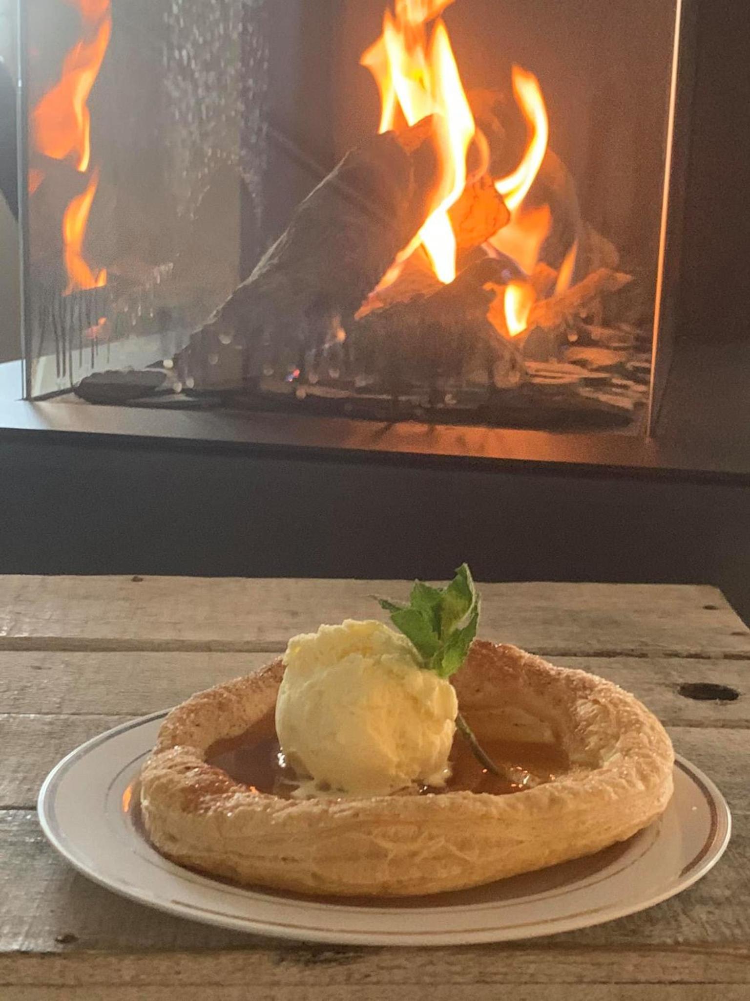 Harbourskitchenhouse@sea
