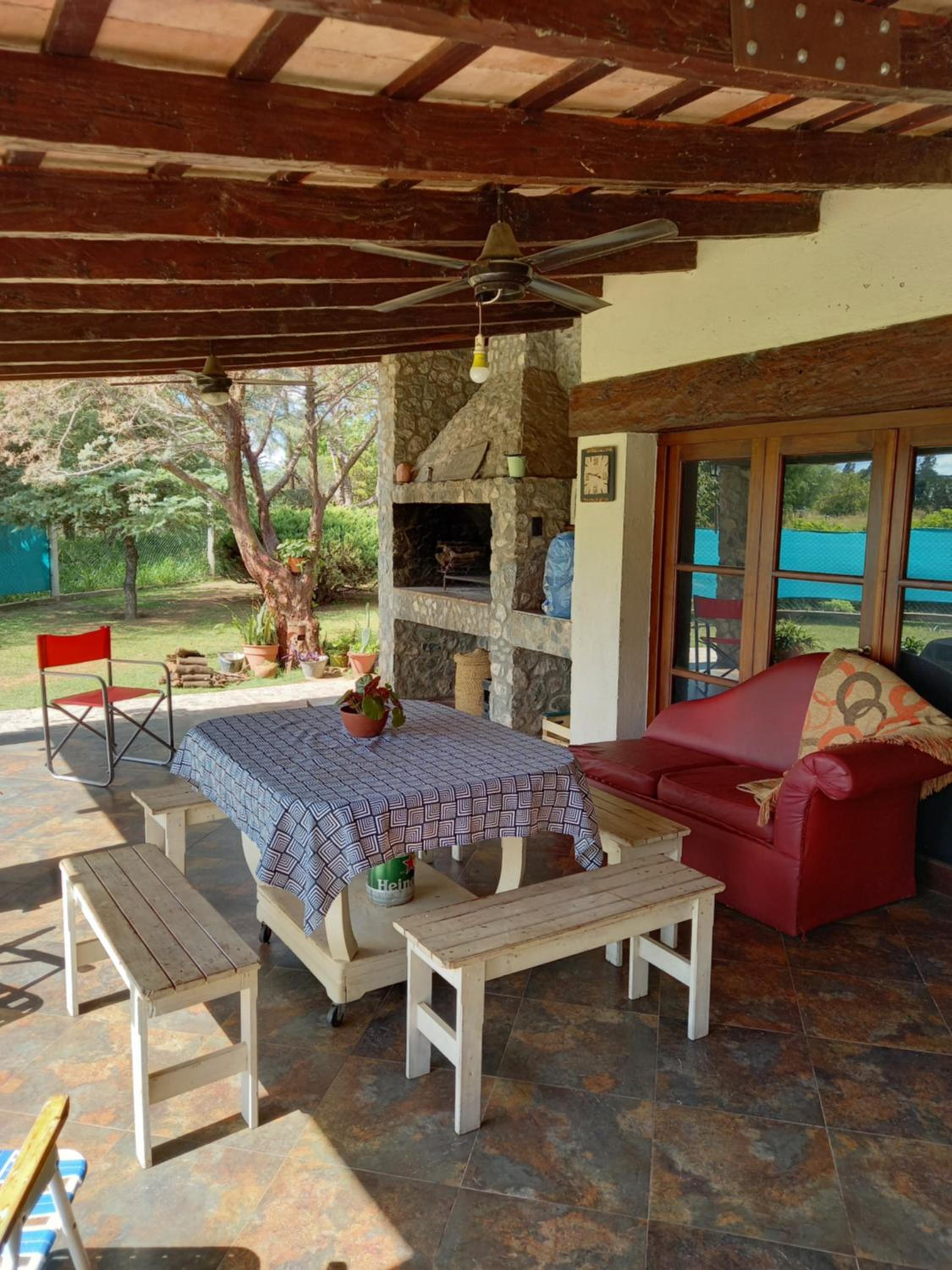 Alojamiento en casa quinta, habitación privada