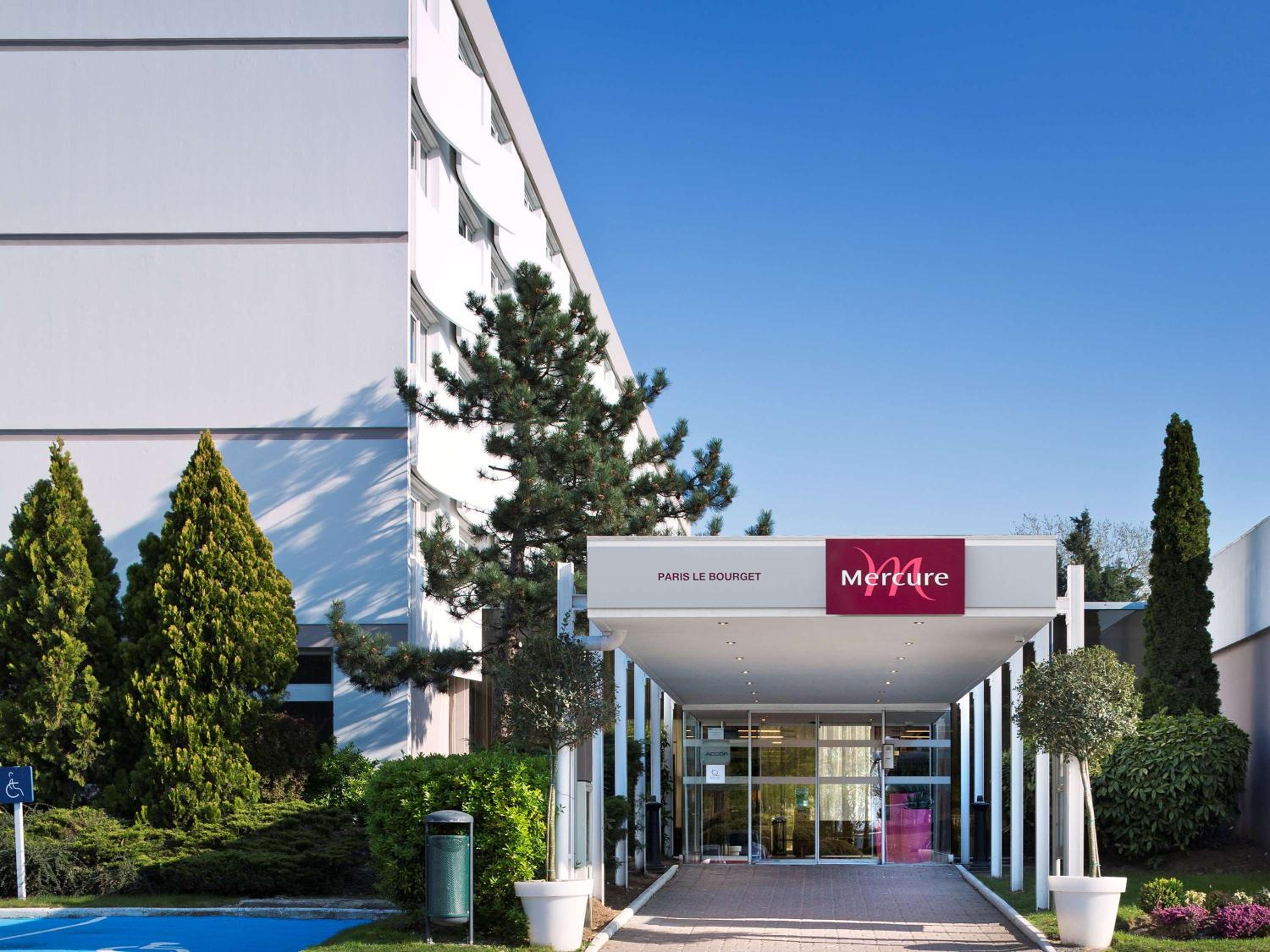 Le Blanc-Mesnil Vacations - Mercure Paris Le Bourget Aeroport - Property Image 1