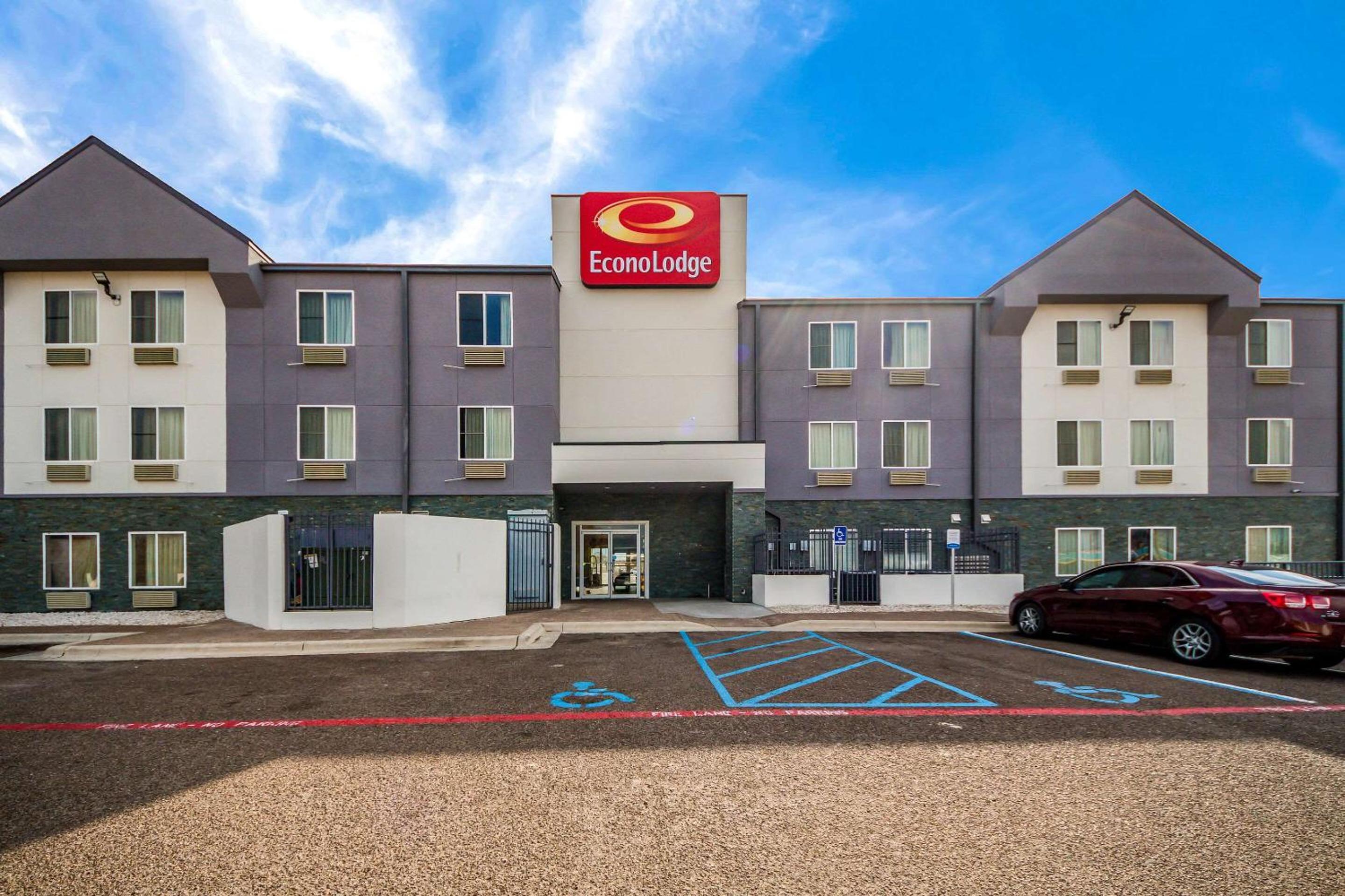 Quality Inn Laredo - Nuevo Laredo view 2