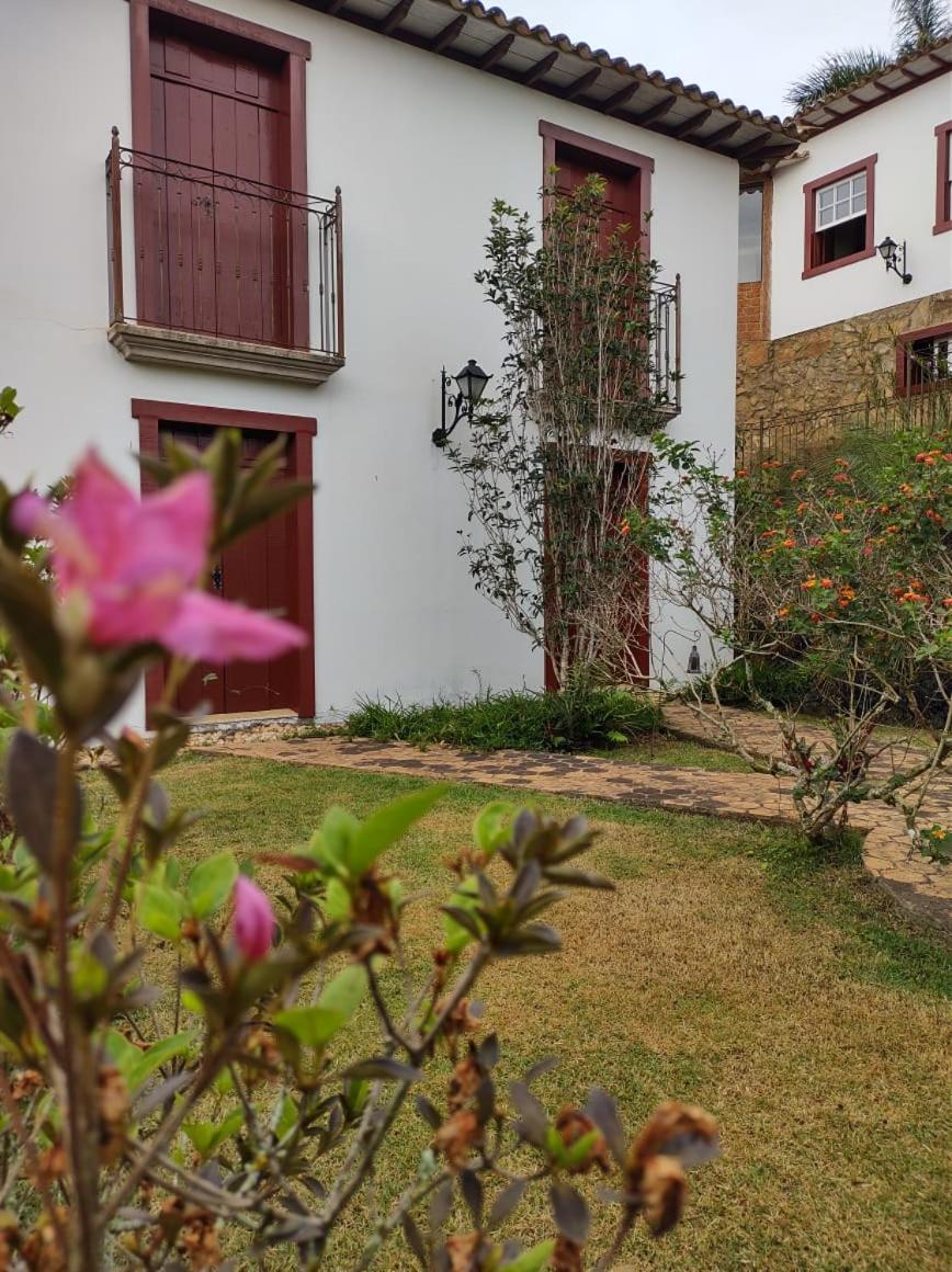 Araújo Bazilio Pousada Tiradentes